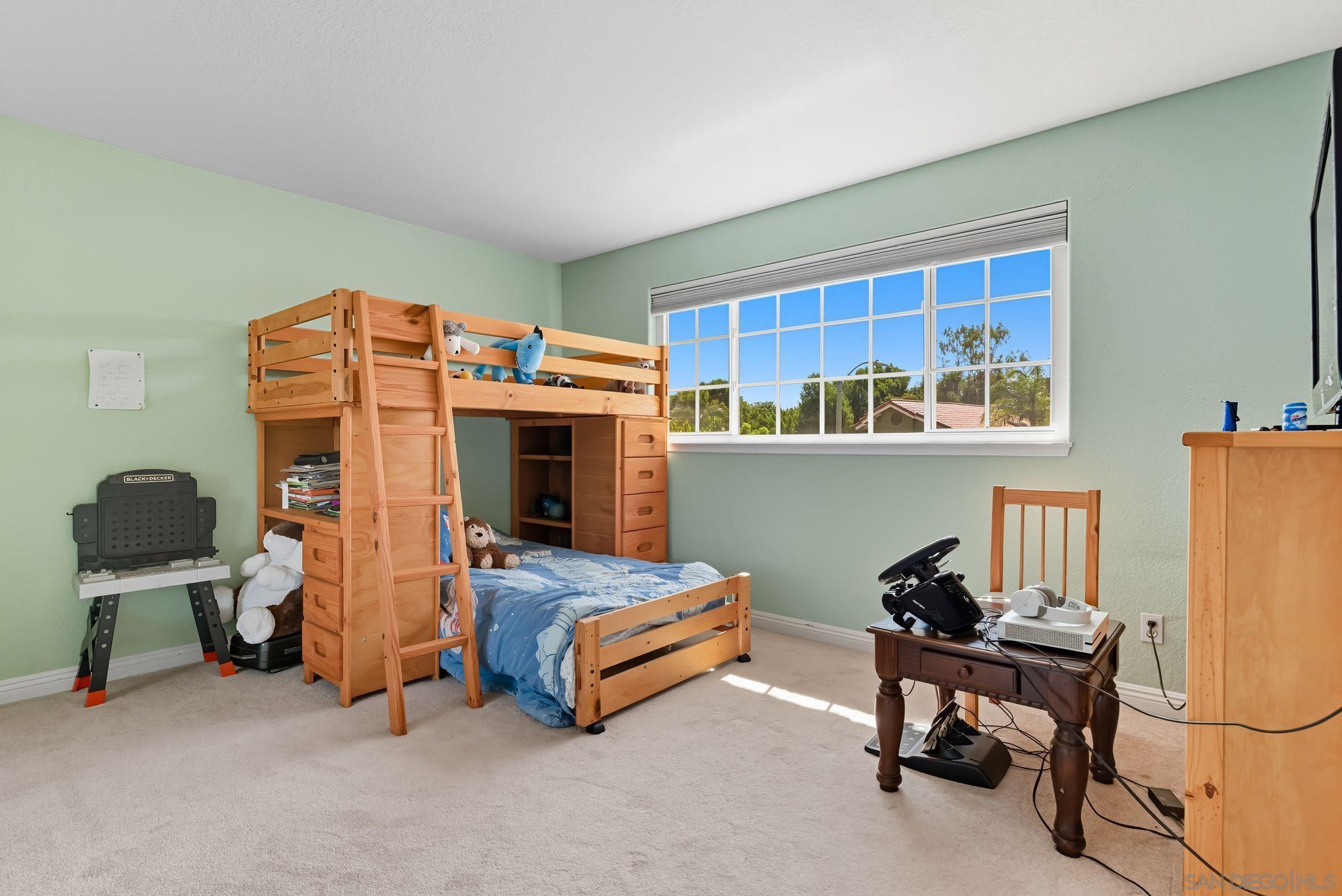 Detail Gallery Image 29 of 56 For 363  Surrey Dr, Bonita,  CA 91902 - 4 Beds | 3/1 Baths