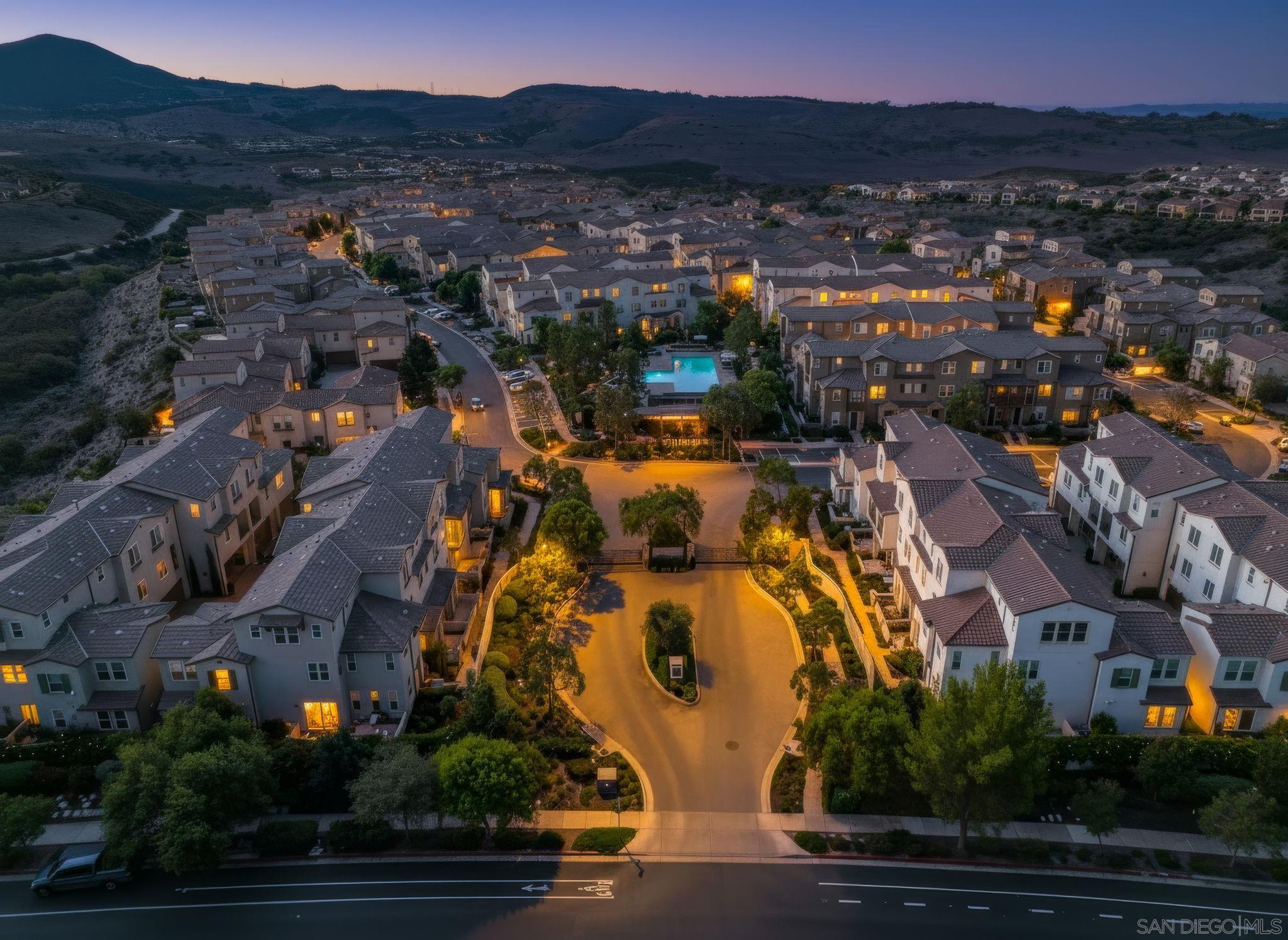 Front Image Thumbnail for SD250039840