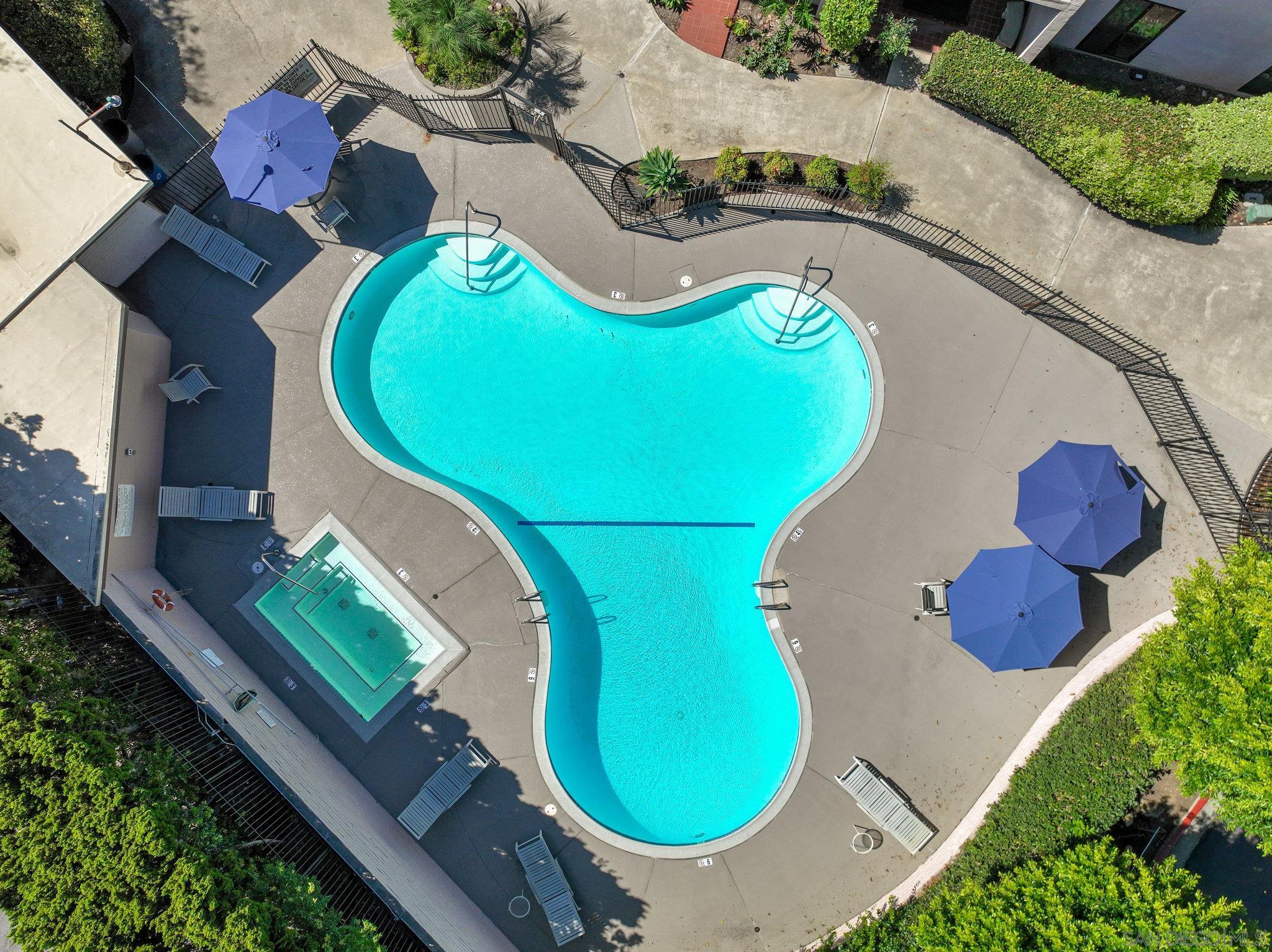 Detail Gallery Image 14 of 44 For 7835  Cowles Mountain Ct  #B6,  San Diego,  CA 92119 - 2 Beds | 2 Baths