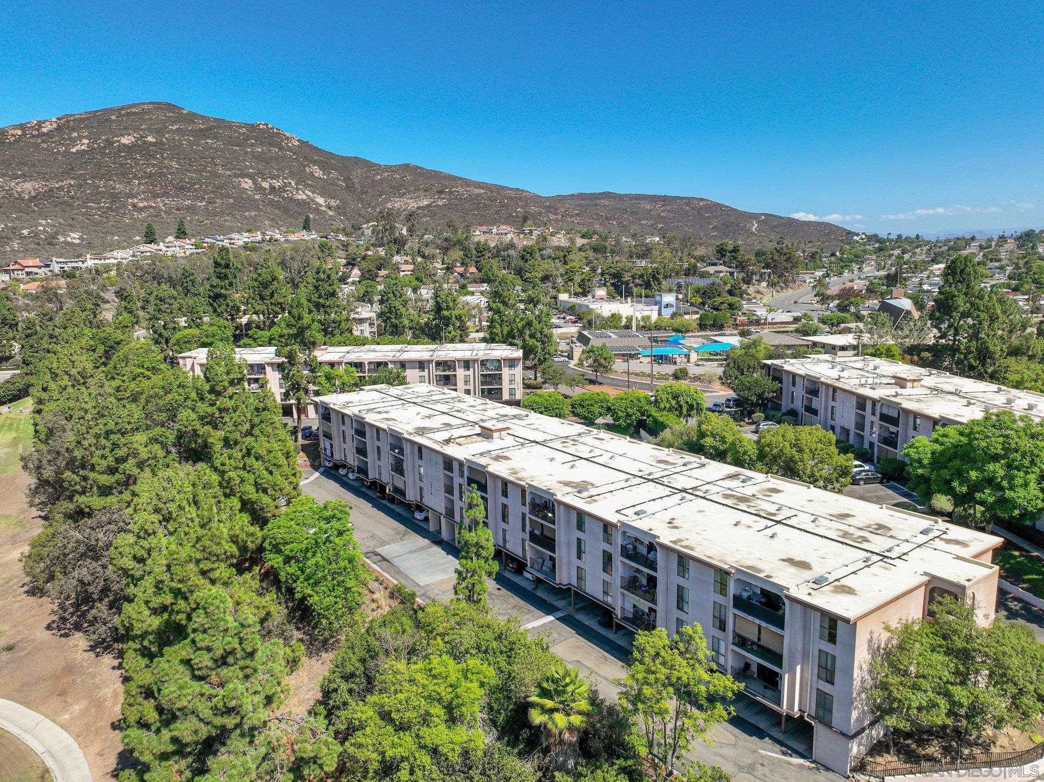 Detail Gallery Image 16 of 44 For 7835  Cowles Mountain Ct  #B6,  San Diego,  CA 92119 - 2 Beds | 2 Baths