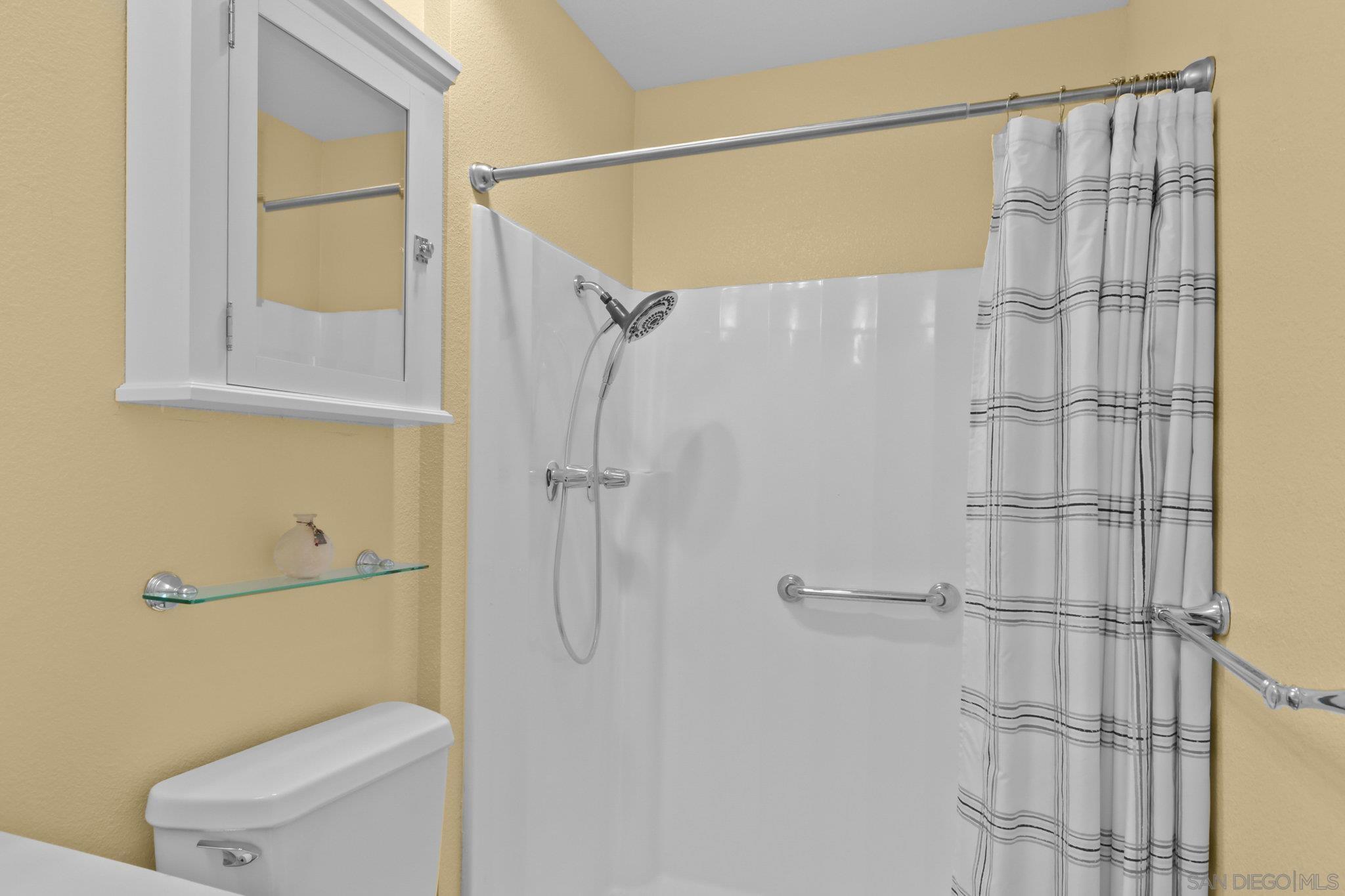 Detail Gallery Image 28 of 44 For 7835  Cowles Mountain Ct  #B6,  San Diego,  CA 92119 - 2 Beds | 2 Baths