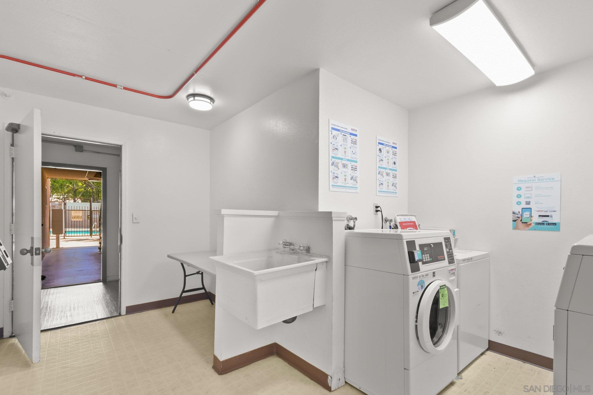 Detail Gallery Image 35 of 44 For 7835  Cowles Mountain Ct  #B6,  San Diego,  CA 92119 - 2 Beds | 2 Baths