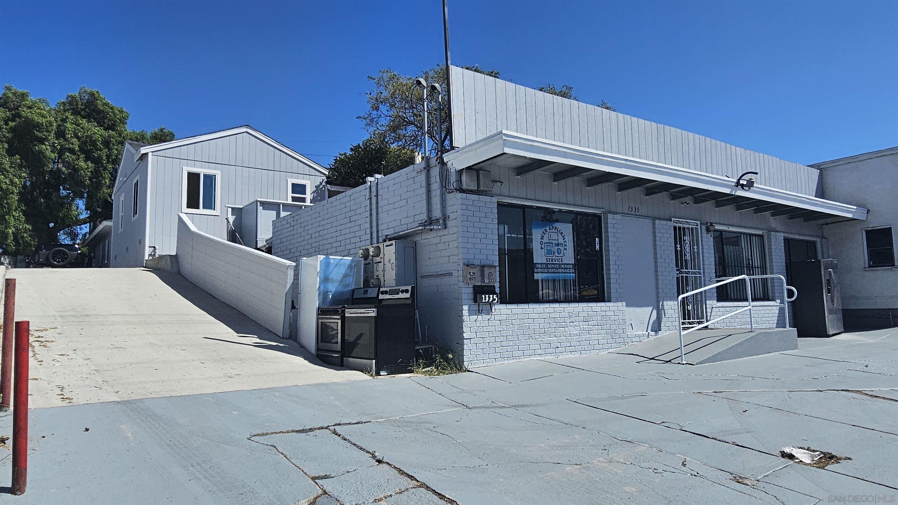 Detail Gallery Image 9 of 28 For 1329-1335  Highland Ave, National City,  CA 91950 - – Beds | – Baths