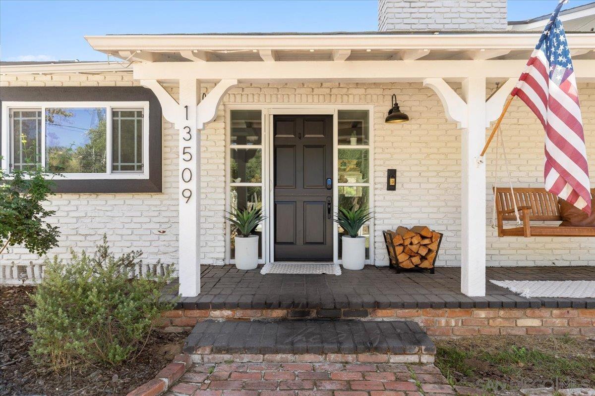 Front Image Thumbnail for SD250039885