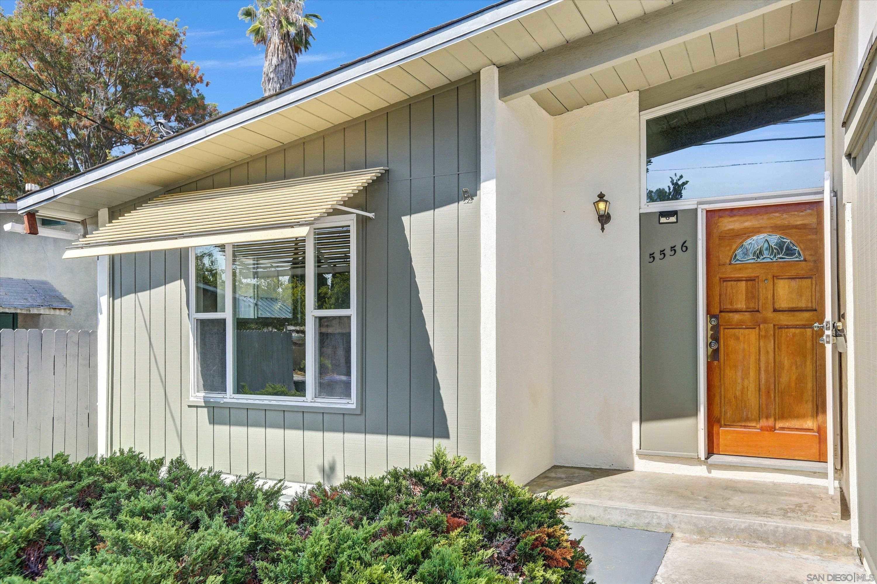 Front Image Thumbnail for SD250039890