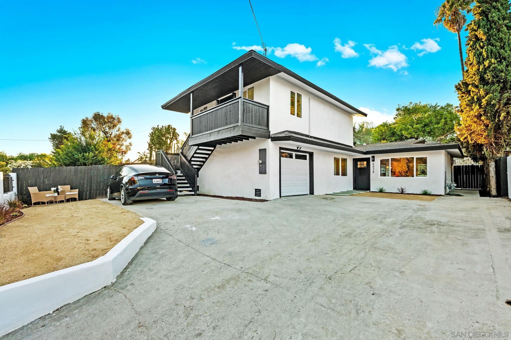 Front Image Thumbnail for SD250039948