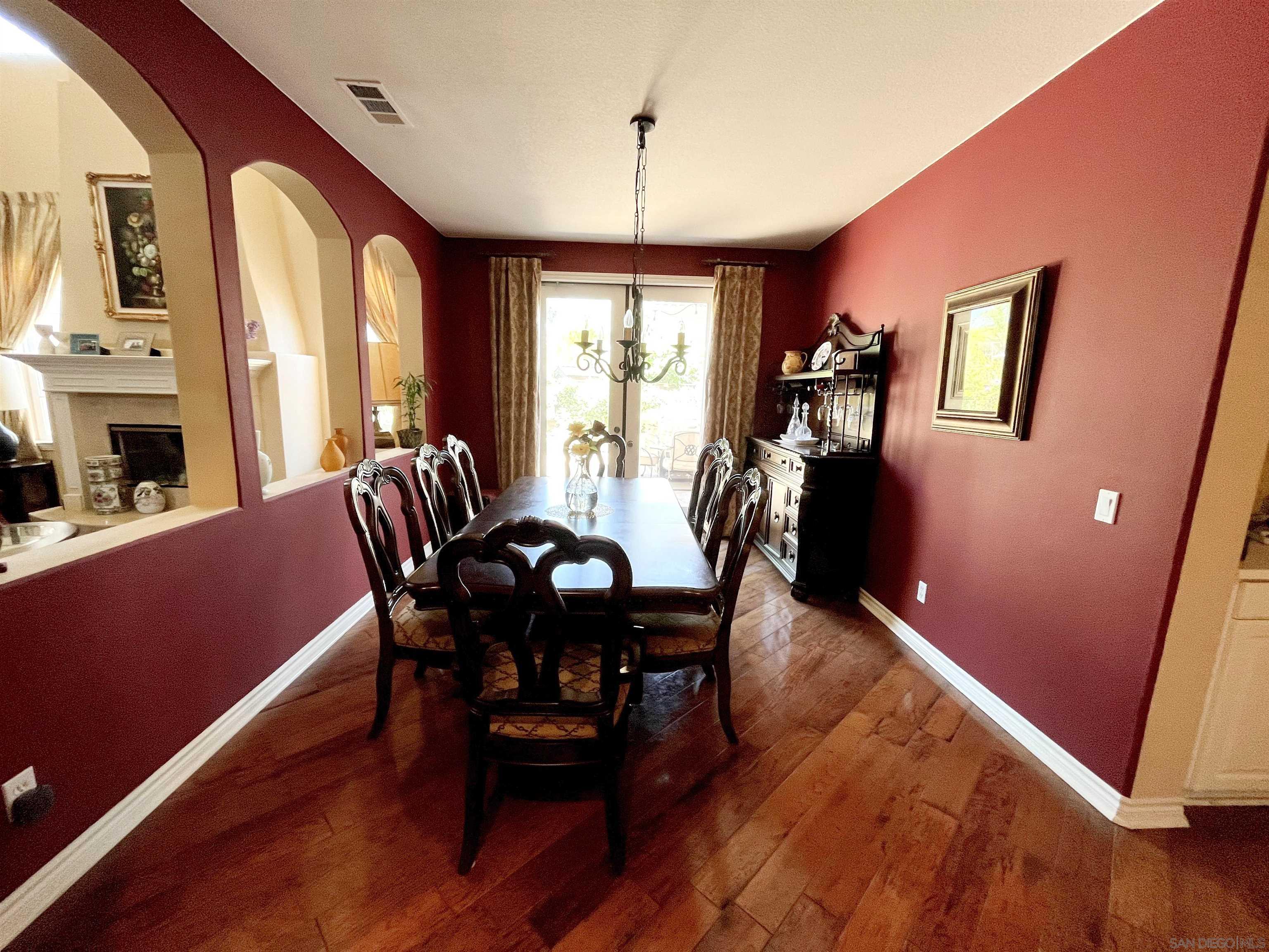 Detail Gallery Image 8 of 19 For 12470  Sundance Ave, San Diego,  CA 92129 - 4 Beds | 4 Baths