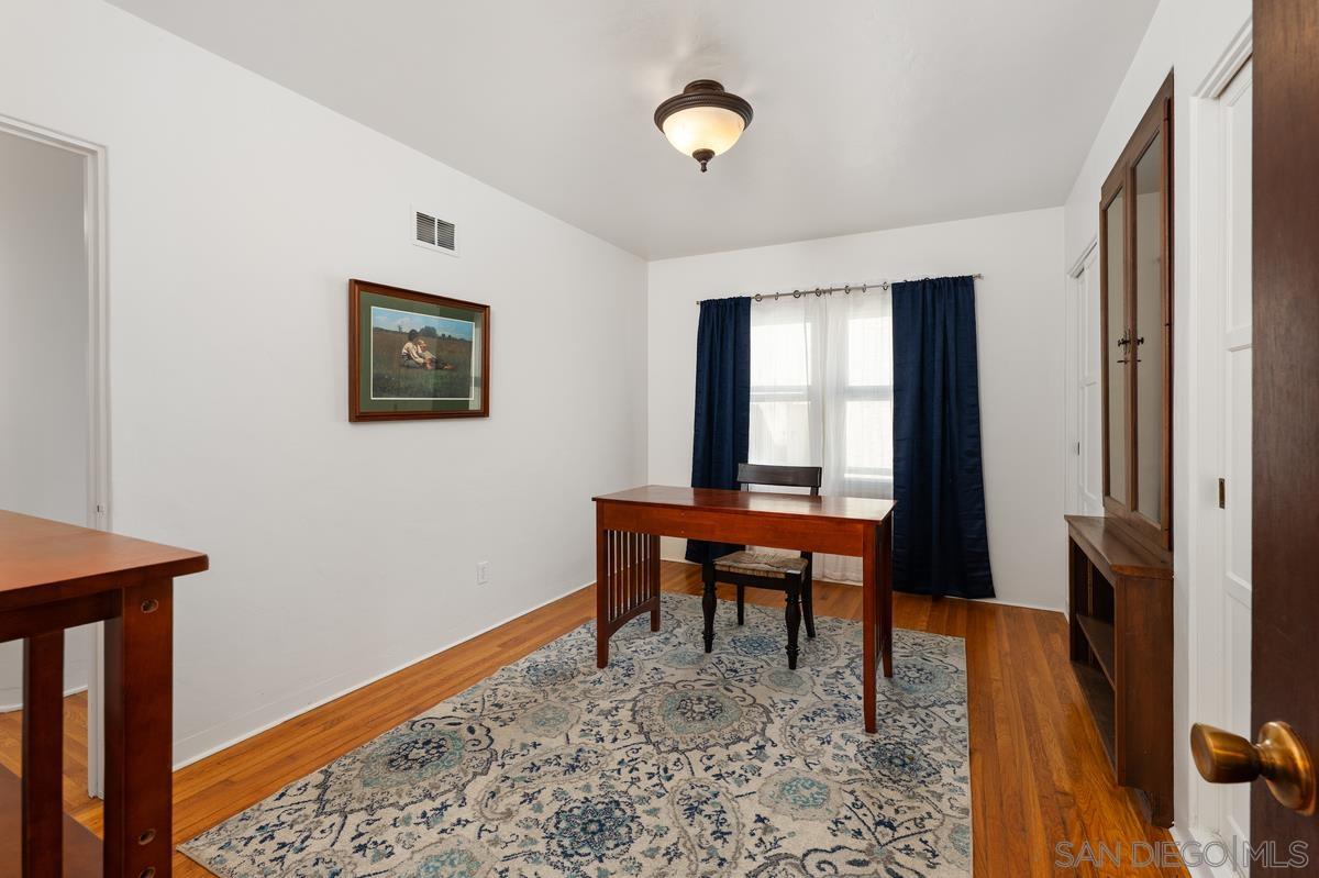 Detail Gallery Image 16 of 27 For 3111  Ibsen St, San Diego,  CA 92106 - 3 Beds | 2 Baths