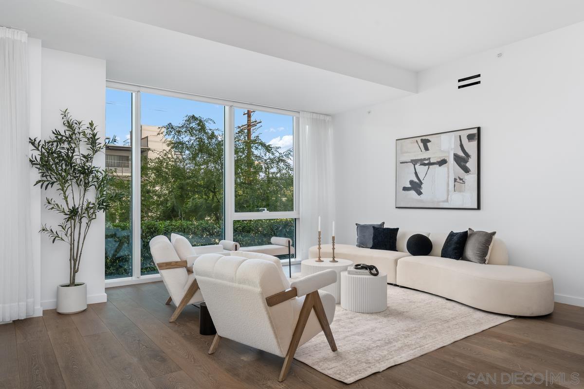 Detail Gallery Image 2 of 43 For 9000 W 3rd  #201,  Los Angeles,  CA 90048 - 2 Beds | 2 Baths