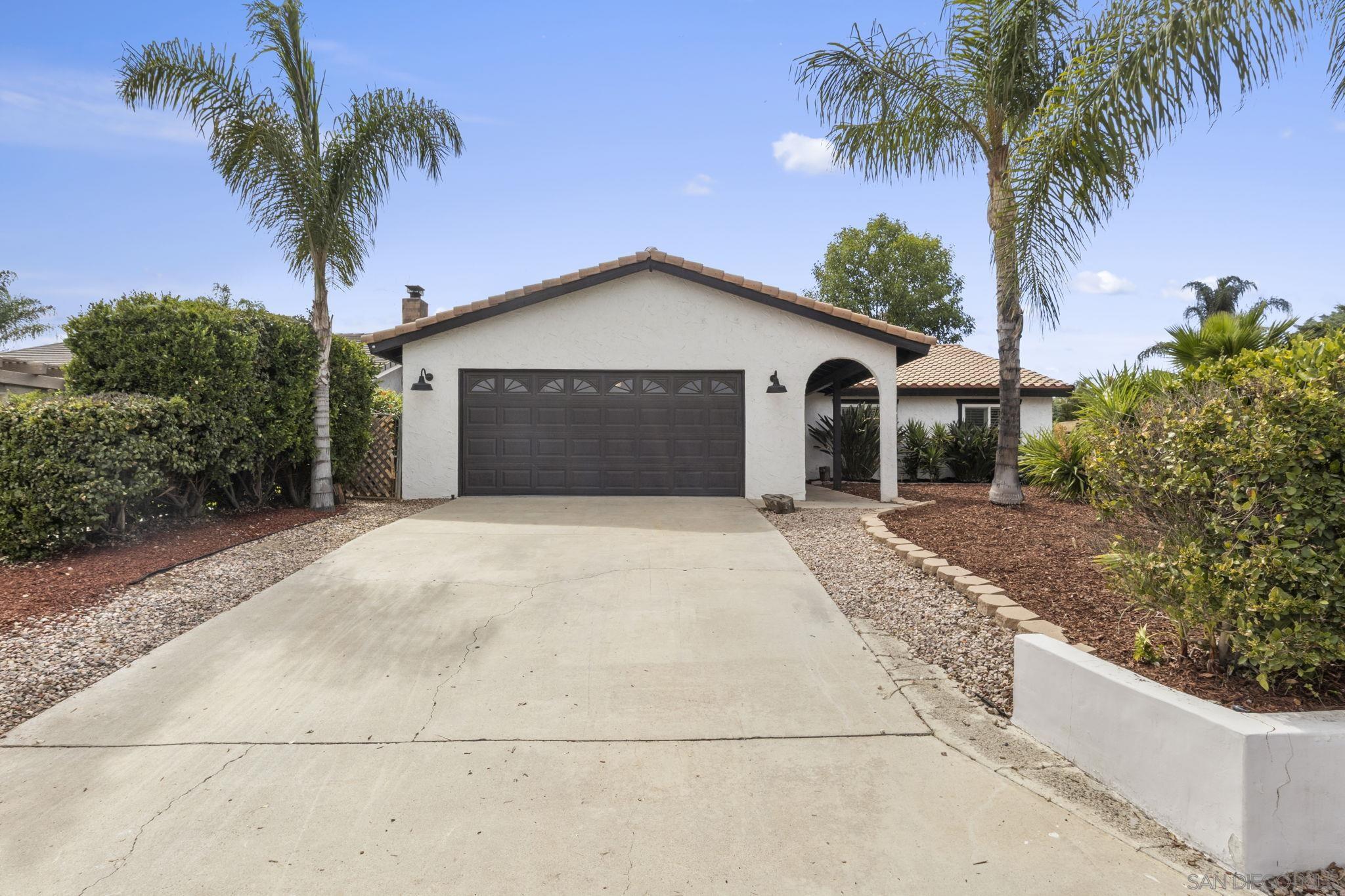 Front Image Thumbnail for SD250040085