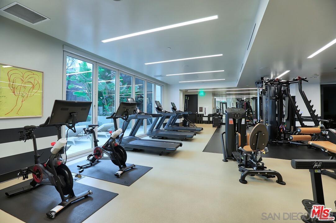 Detail Gallery Image 37 of 43 For 9000 W 3rd  201, Los Angeles,  CA 90048 - 2 Beds | 2 Baths