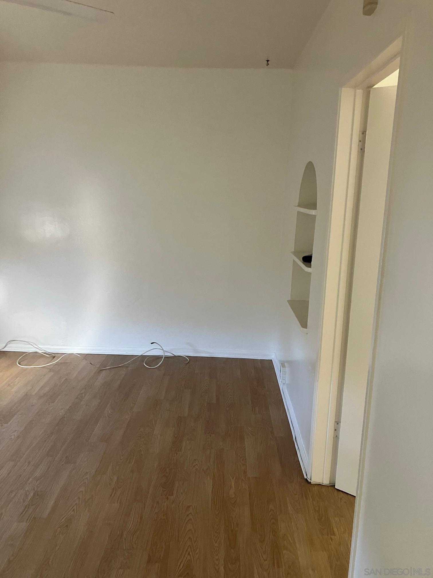 Detail Gallery Image 2 of 6 For 3965  Normal, San Diego,  CA 92103 - 1 Beds | 1 Baths