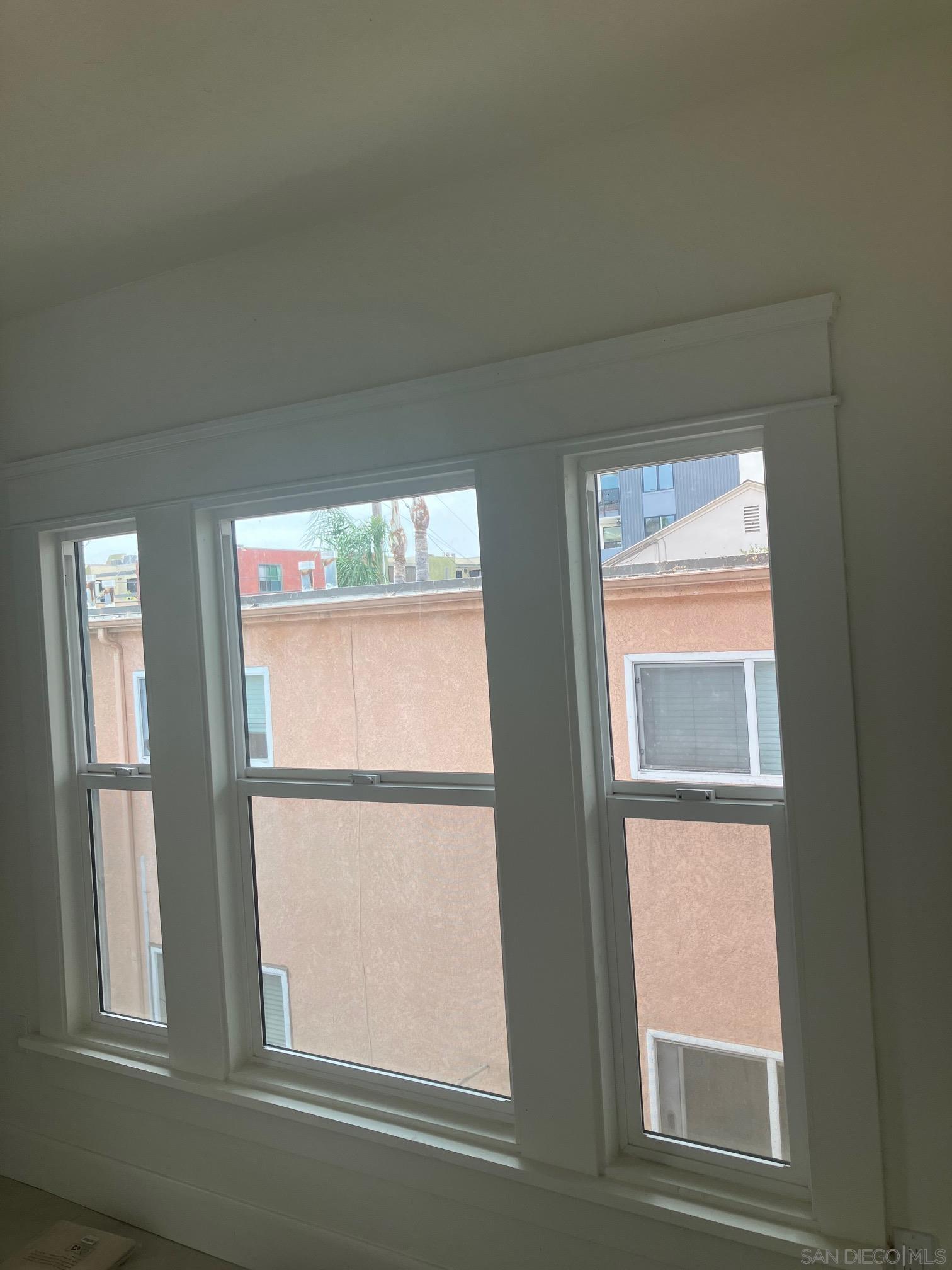 Detail Gallery Image 3 of 4 For 3965  Normal, San Diego,  CA 92103 - 1 Beds | 1 Baths