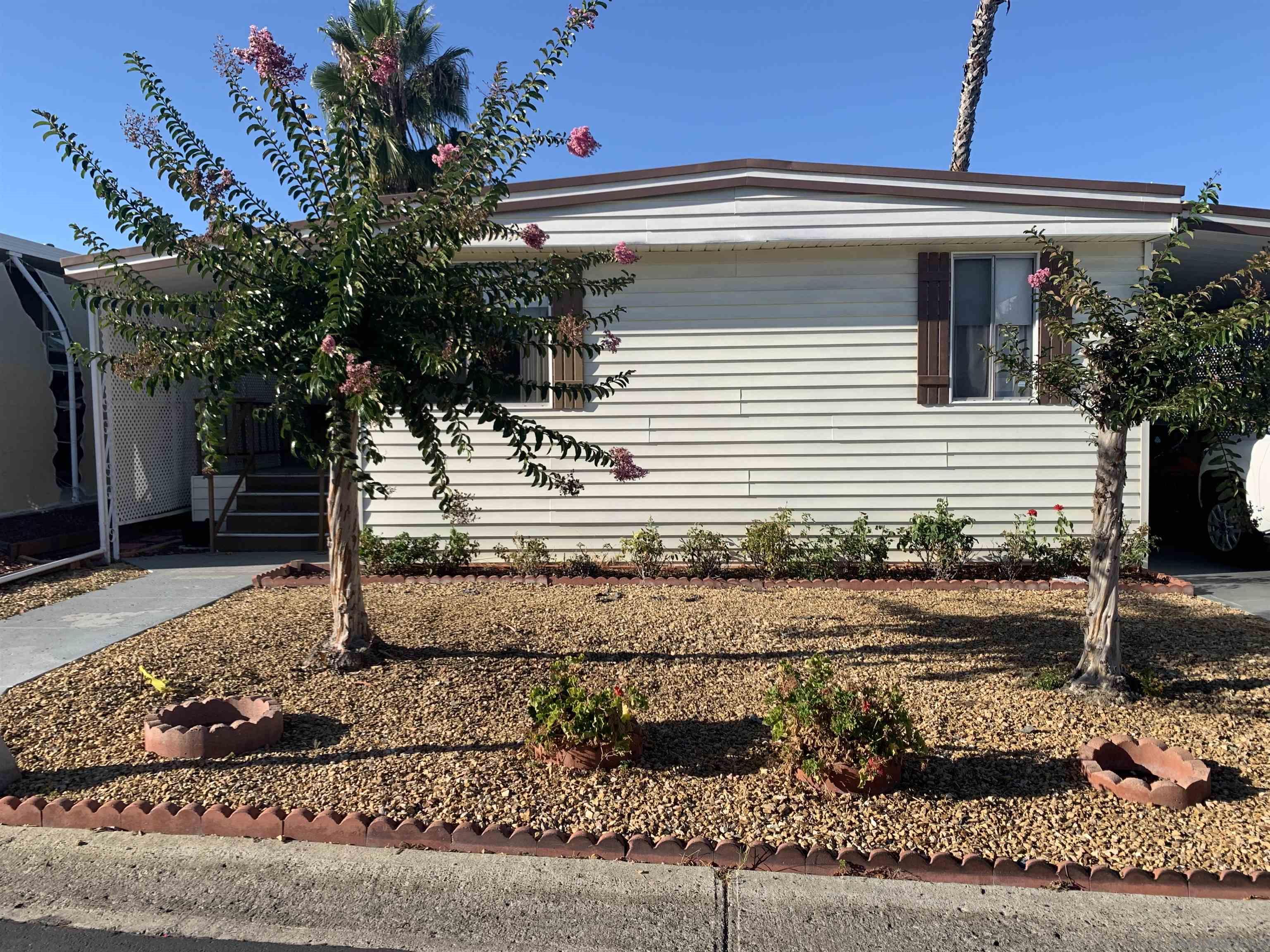 Front Image Thumbnail for SD250040115