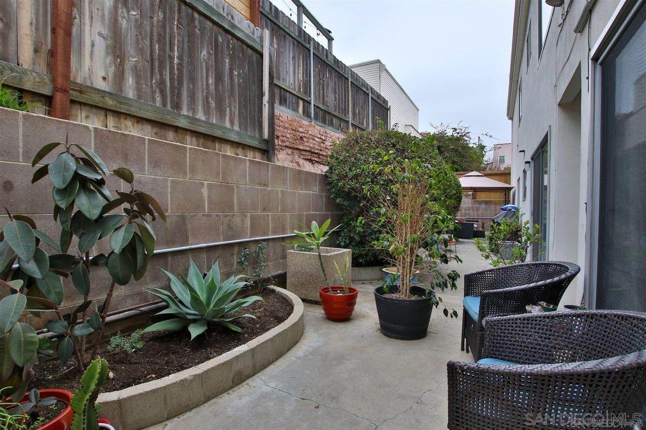 Detail Gallery Image 16 of 20 For 1828  Linwood  Unit 3, San Diego,  CA 92110 - 2 Beds | 2 Baths