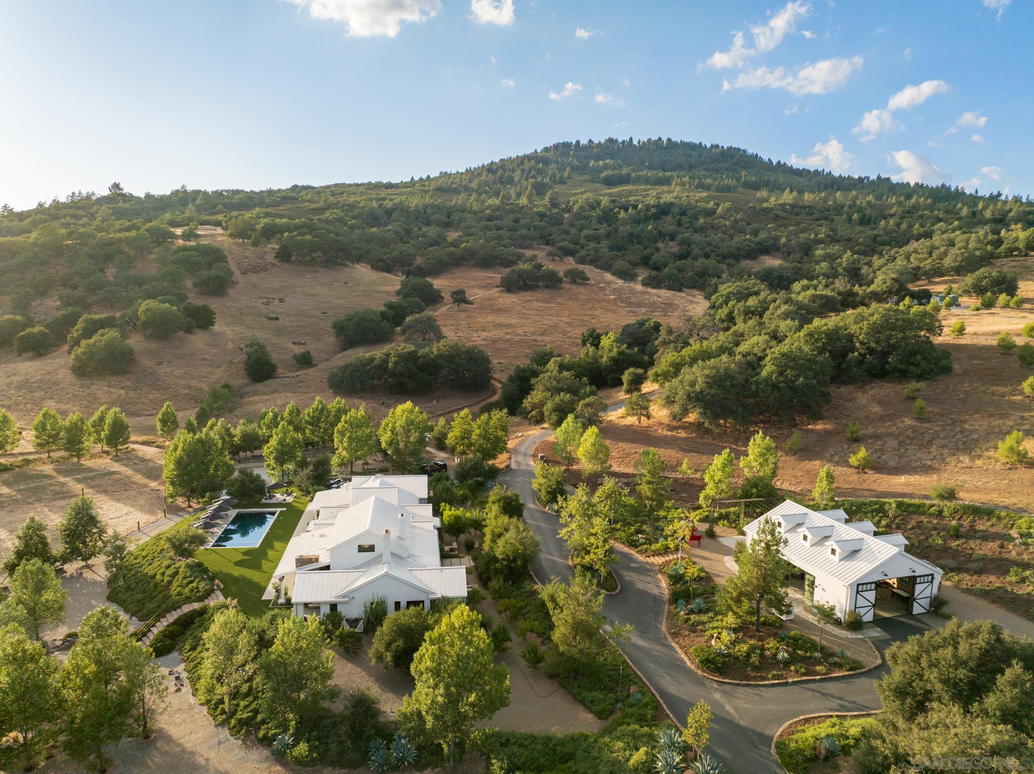 Detail Gallery Image 22 of 75 For 26904  Mesa Grande, Santa Ysabel,  CA 92070 - 6 Beds | 4/1 Baths