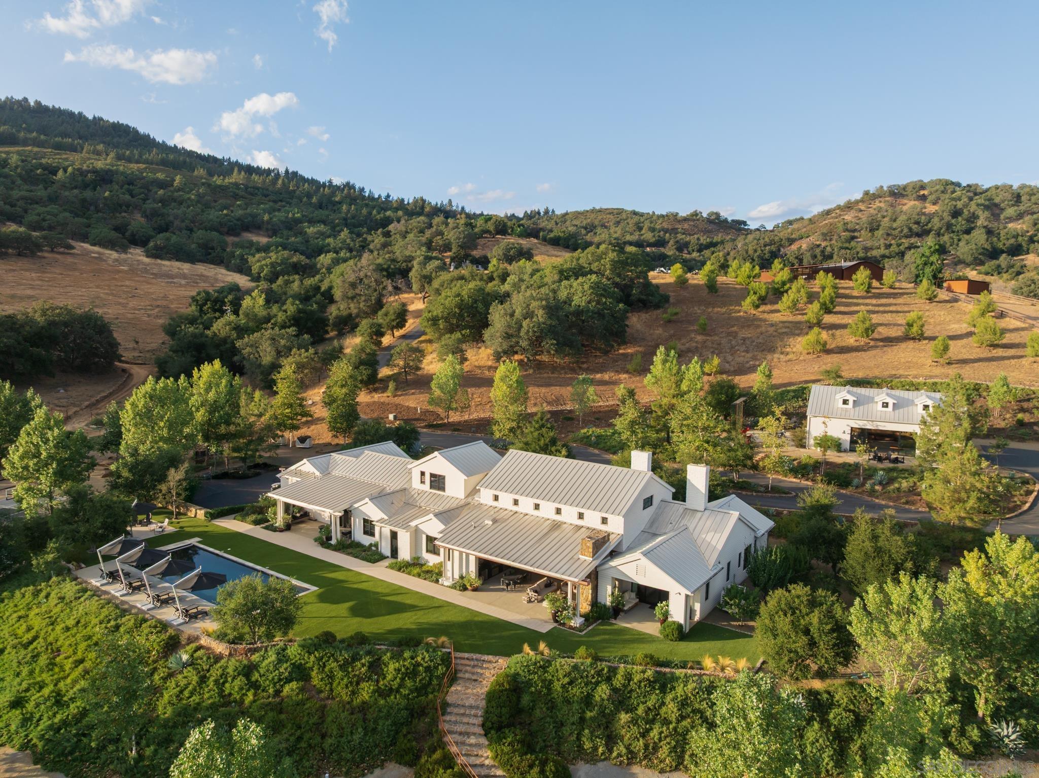 Detail Gallery Image 4 of 75 For 26904  Mesa Grande, Santa Ysabel,  CA 92070 - 6 Beds | 4/1 Baths