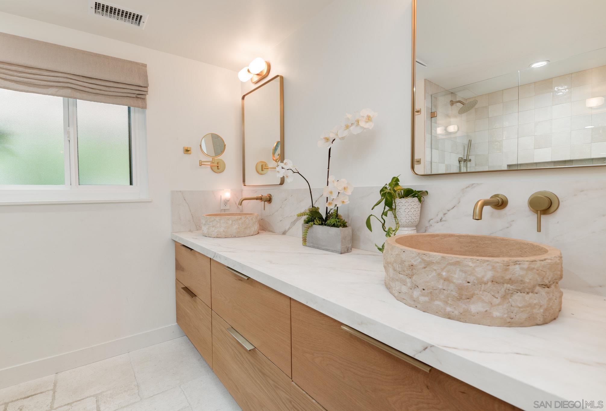 Detail Gallery Image 17 of 25 For 6163  Paseo Delicias, Rancho Santa Fe,  CA 92067 - 2 Beds | 2 Baths