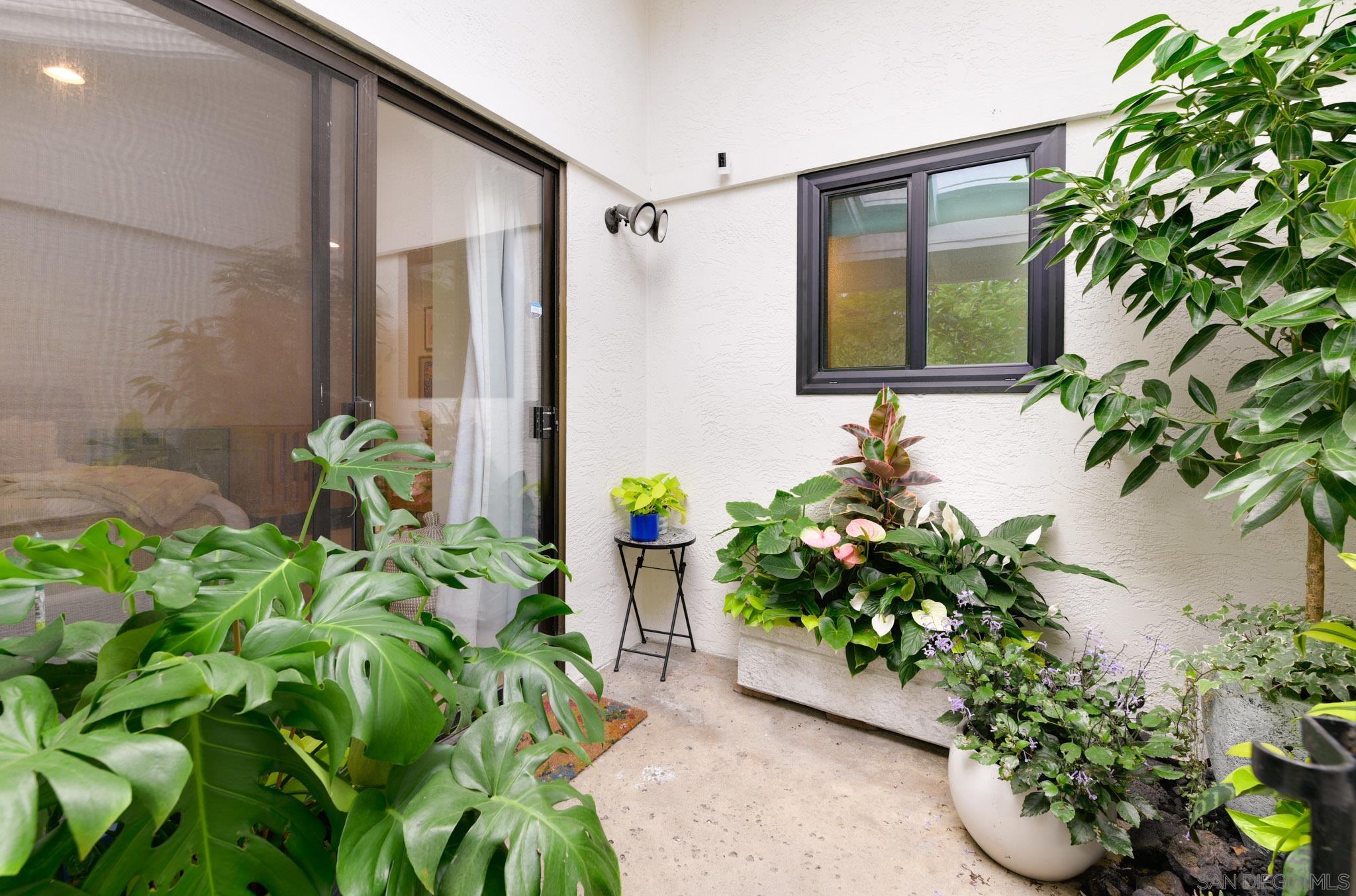 Detail Gallery Image 22 of 25 For 6163  Paseo Delicias, Rancho Santa Fe,  CA 92067 - 2 Beds | 2 Baths