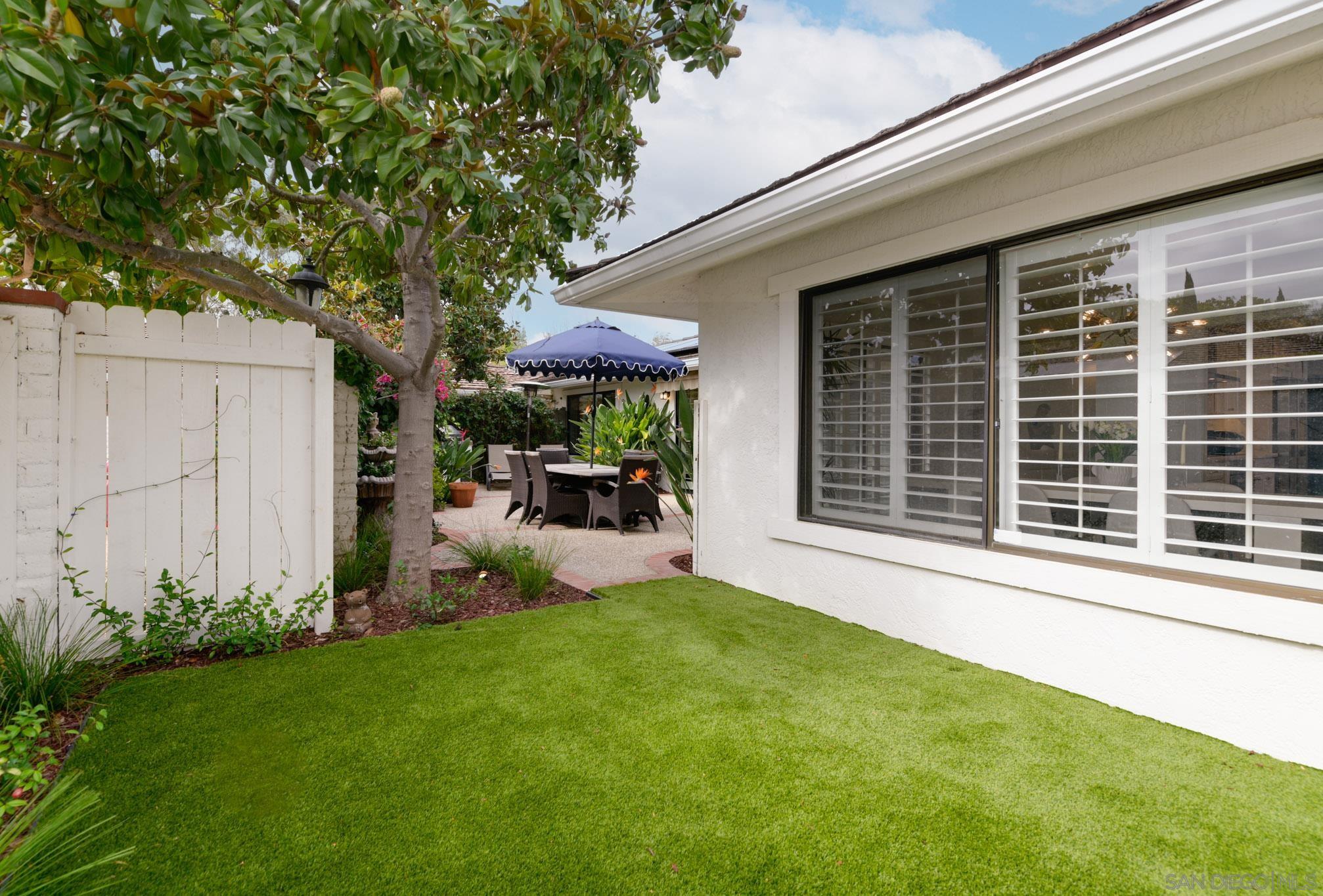 Detail Gallery Image 9 of 25 For 6163  Paseo Delicias, Rancho Santa Fe,  CA 92067 - 2 Beds | 2 Baths