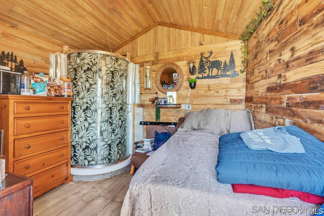 Detail Gallery Image 29 of 41 For 1507  Phillips St, Vista,  CA 92083 - 5 Beds | 2/1 Baths