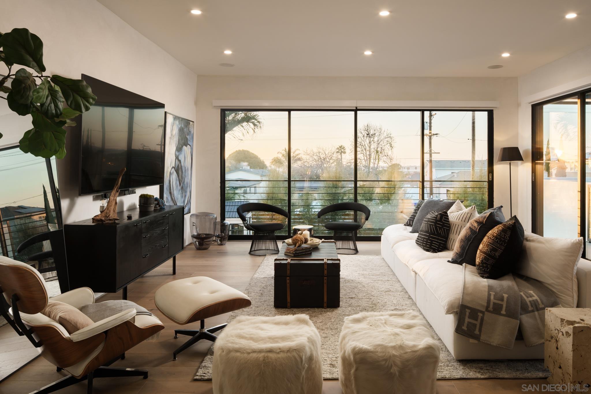 Detail Gallery Image 18 of 53 For Frankfort St, San Diego,  CA 92110 - 3 Beds | 2/1 Baths