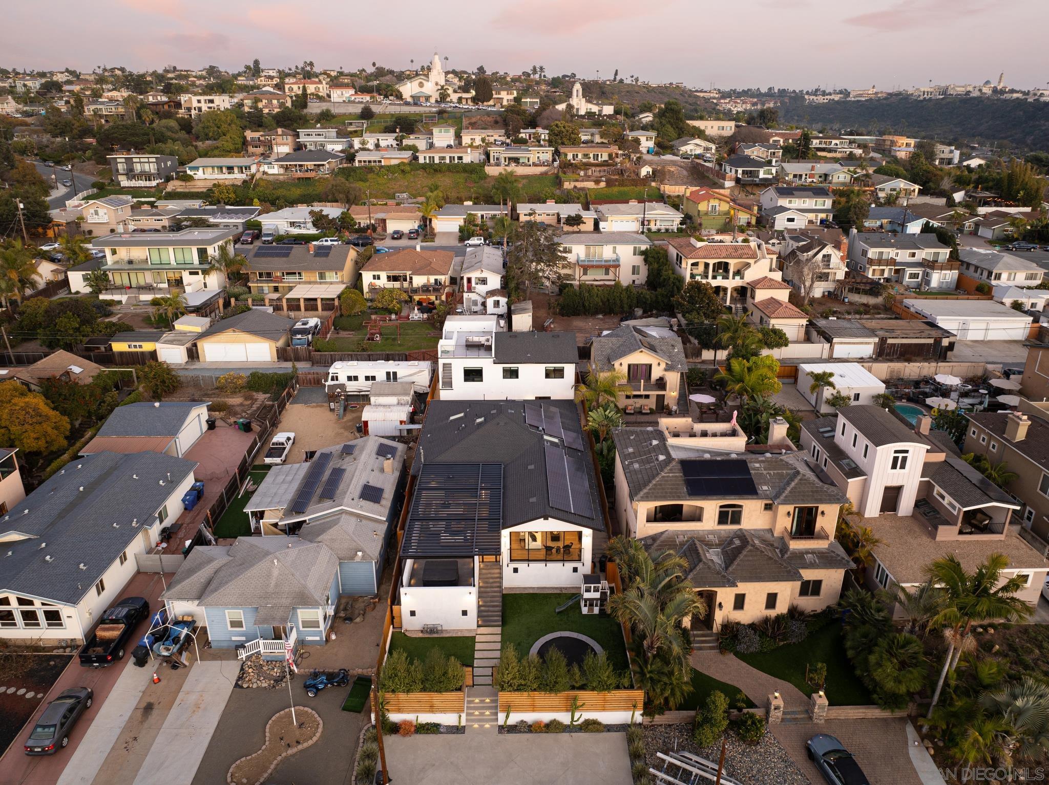 Detail Gallery Image 42 of 53 For Frankfort St, San Diego,  CA 92110 - 3 Beds | 2/1 Baths