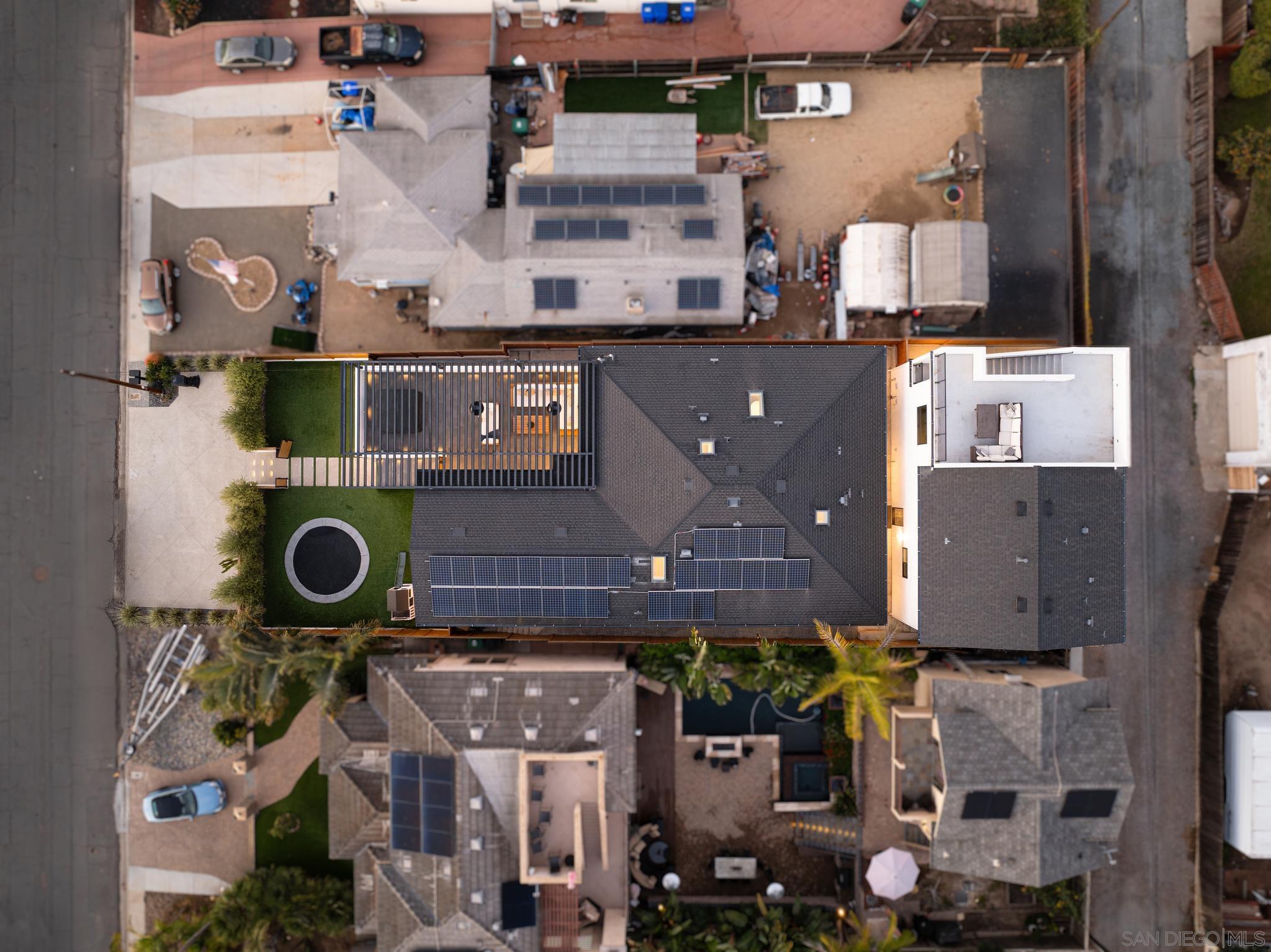 Detail Gallery Image 47 of 53 For Frankfort St, San Diego,  CA 92110 - 3 Beds | 2/1 Baths