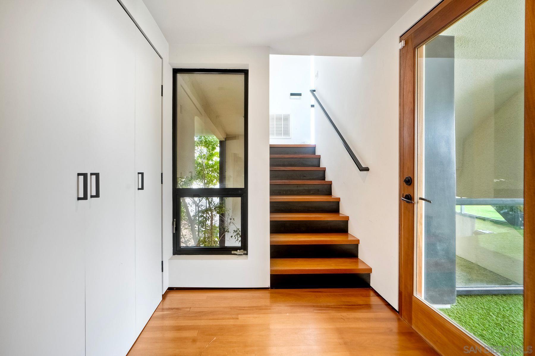 Detail Gallery Image 32 of 41 For 12911  via Grimaldi, Del Mar,  CA 92014 - 3 Beds | 3/1 Baths