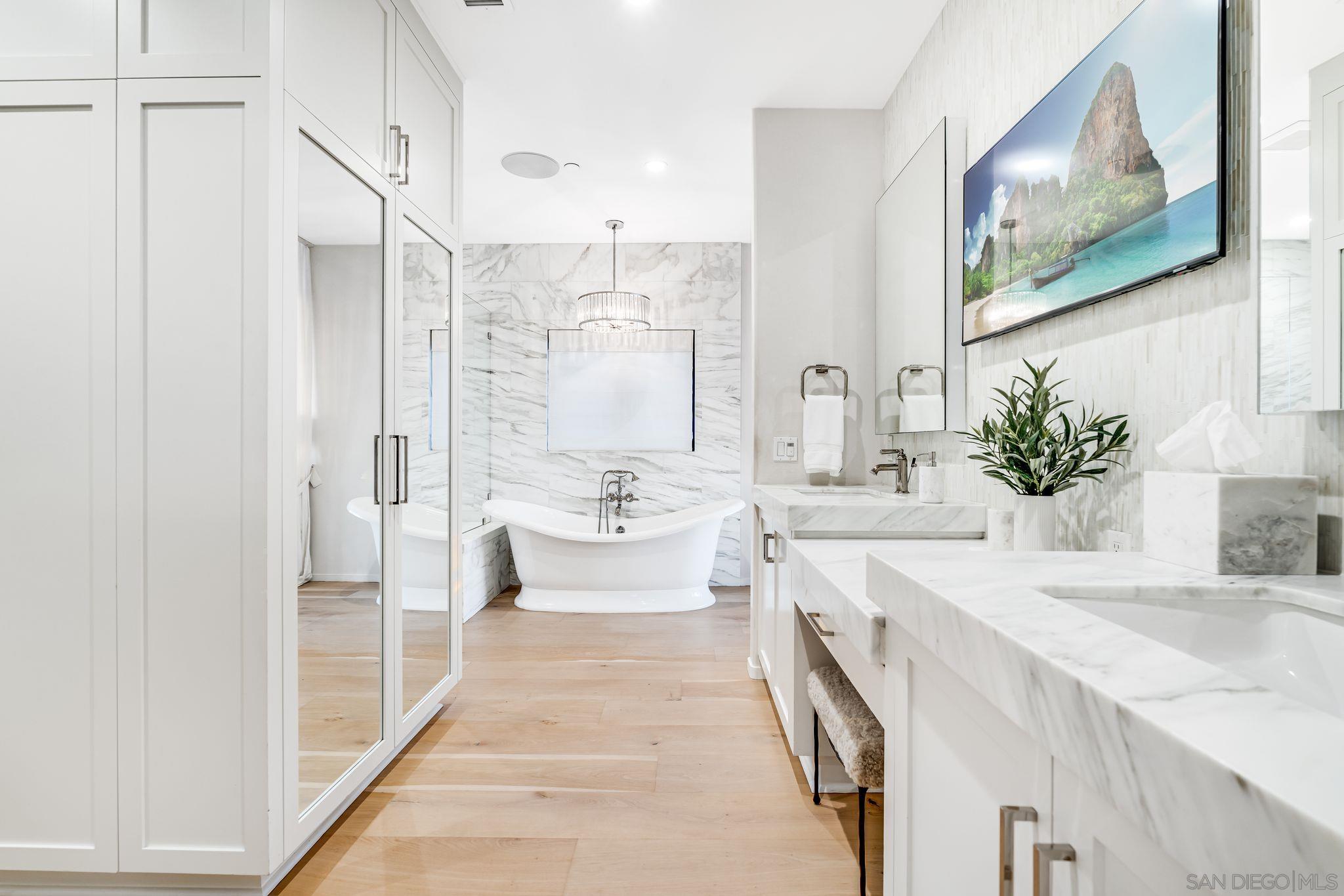 Detail Gallery Image 33 of 54 For 282  Neptune Avenue, Encinitas,  CA 92024 - 5 Beds | 5 Baths