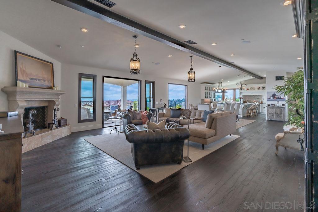 Detail Gallery Image 16 of 68 For 604  Camino De Orchidia, Encinitas,  CA 92024 - 4 Beds | 3/1 Baths