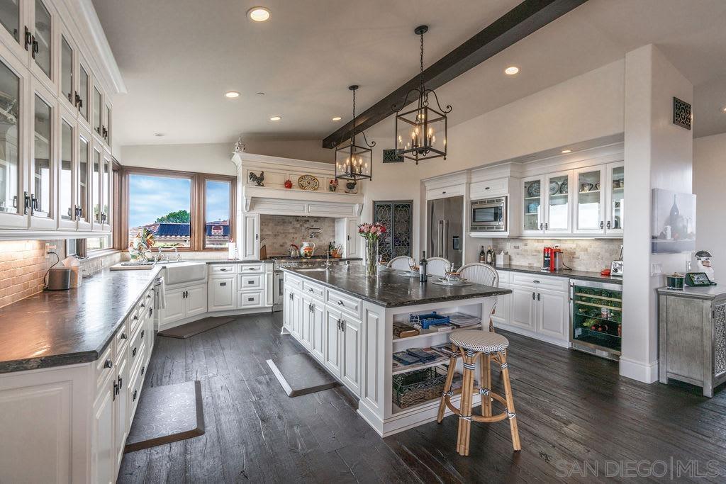 Detail Gallery Image 22 of 68 For 604  Camino De Orchidia, Encinitas,  CA 92024 - 4 Beds | 3/1 Baths