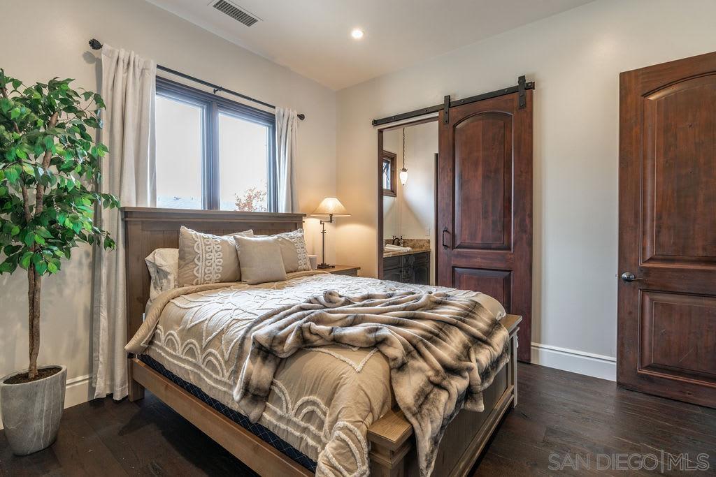 Detail Gallery Image 28 of 68 For 604  Camino De Orchidia, Encinitas,  CA 92024 - 4 Beds | 3/1 Baths