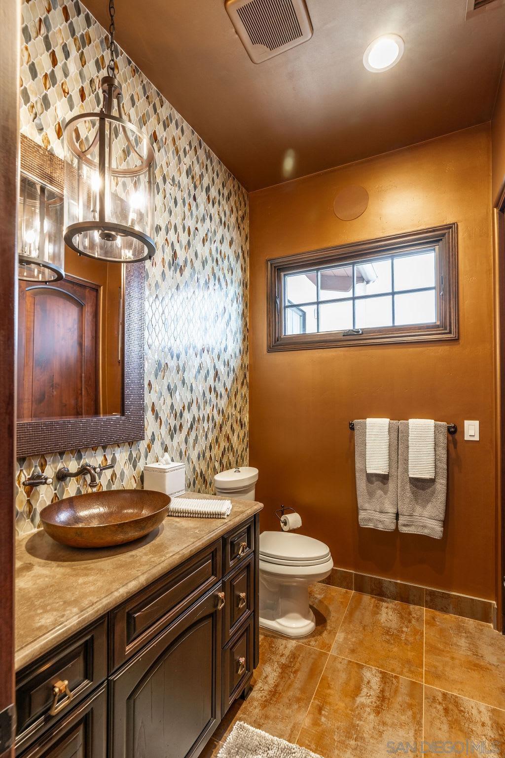 Detail Gallery Image 49 of 68 For 604  Camino De Orchidia, Encinitas,  CA 92024 - 4 Beds | 3/1 Baths