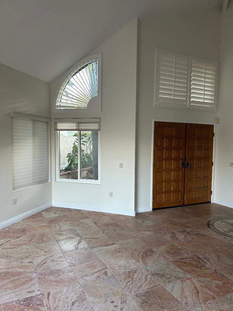 Detail Gallery Image 11 of 31 For 16521  Calle Pulido, San Diego,  CA 92128 - 5 Beds | 3 Baths