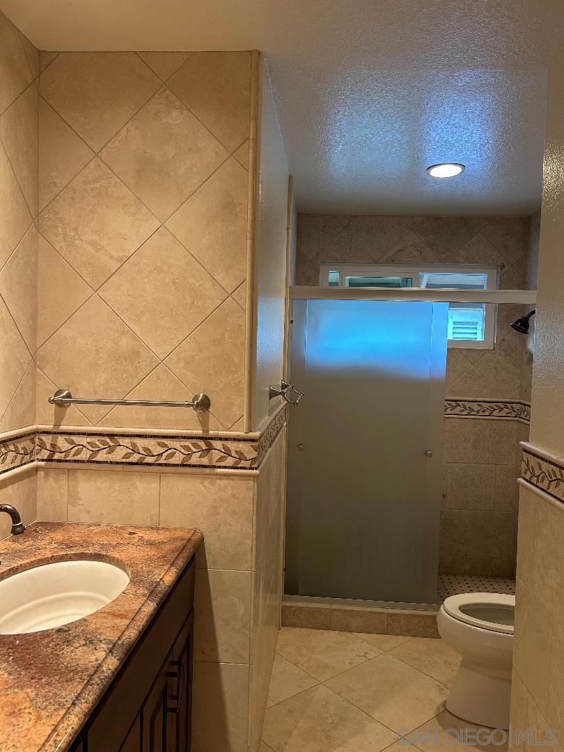 Detail Gallery Image 18 of 31 For 16521  Calle Pulido, San Diego,  CA 92128 - 5 Beds | 3 Baths