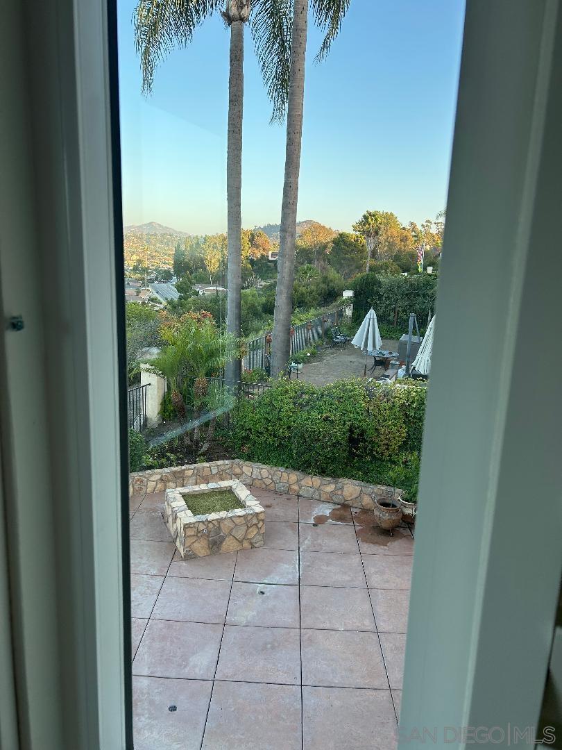 Detail Gallery Image 26 of 31 For 16521  Calle Pulido, San Diego,  CA 92128 - 5 Beds | 3 Baths