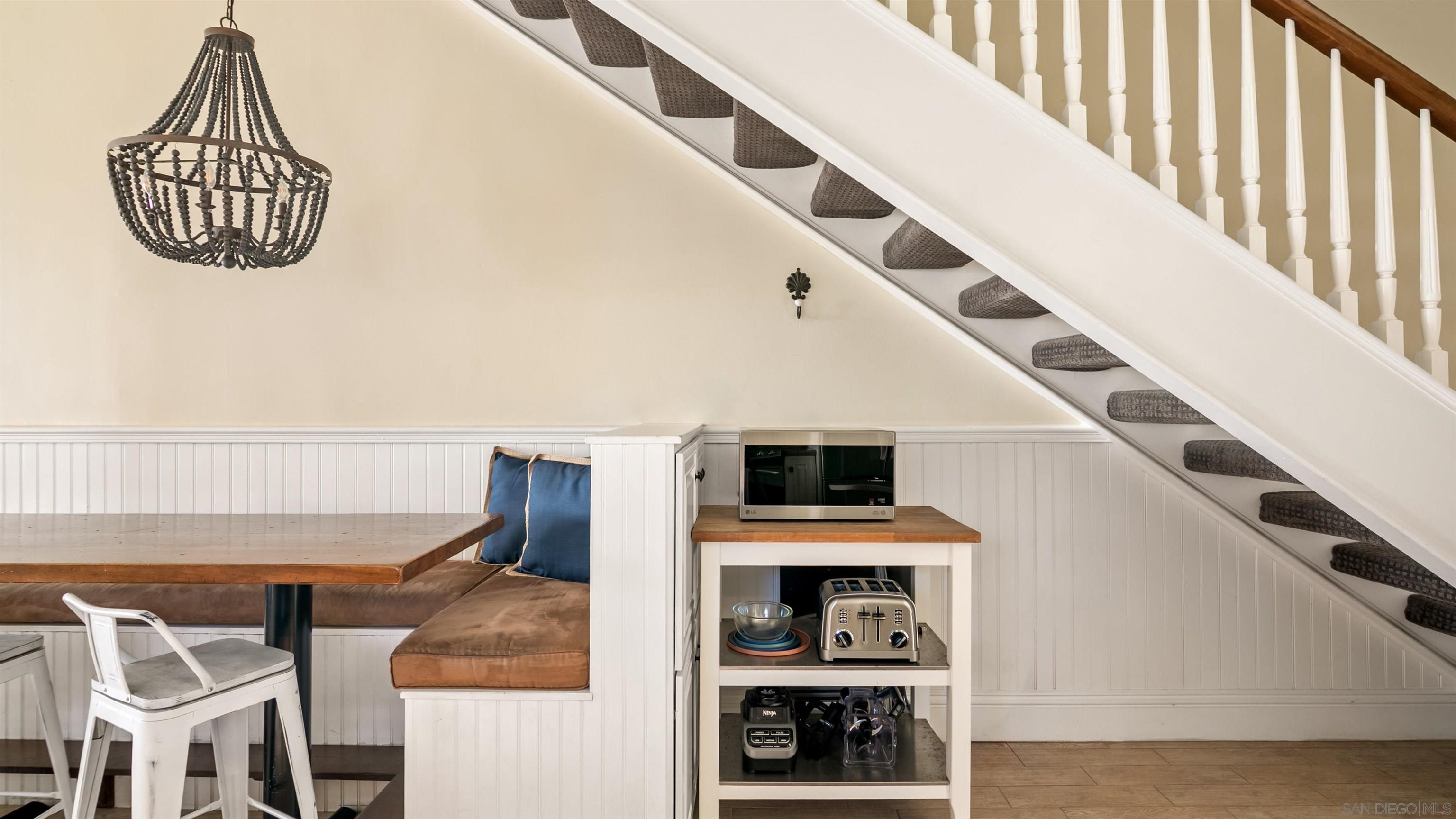 Detail Gallery Image 11 of 38 For 3285  Ocean Front Walk  3, San Diego,  CA 92109 - 2 Beds | 2 Baths