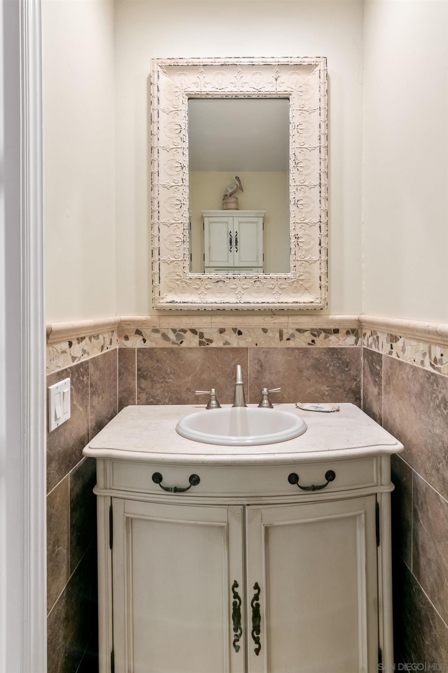 Detail Gallery Image 15 of 38 For 3285  Ocean Front Walk  3, San Diego,  CA 92109 - 2 Beds | 2 Baths