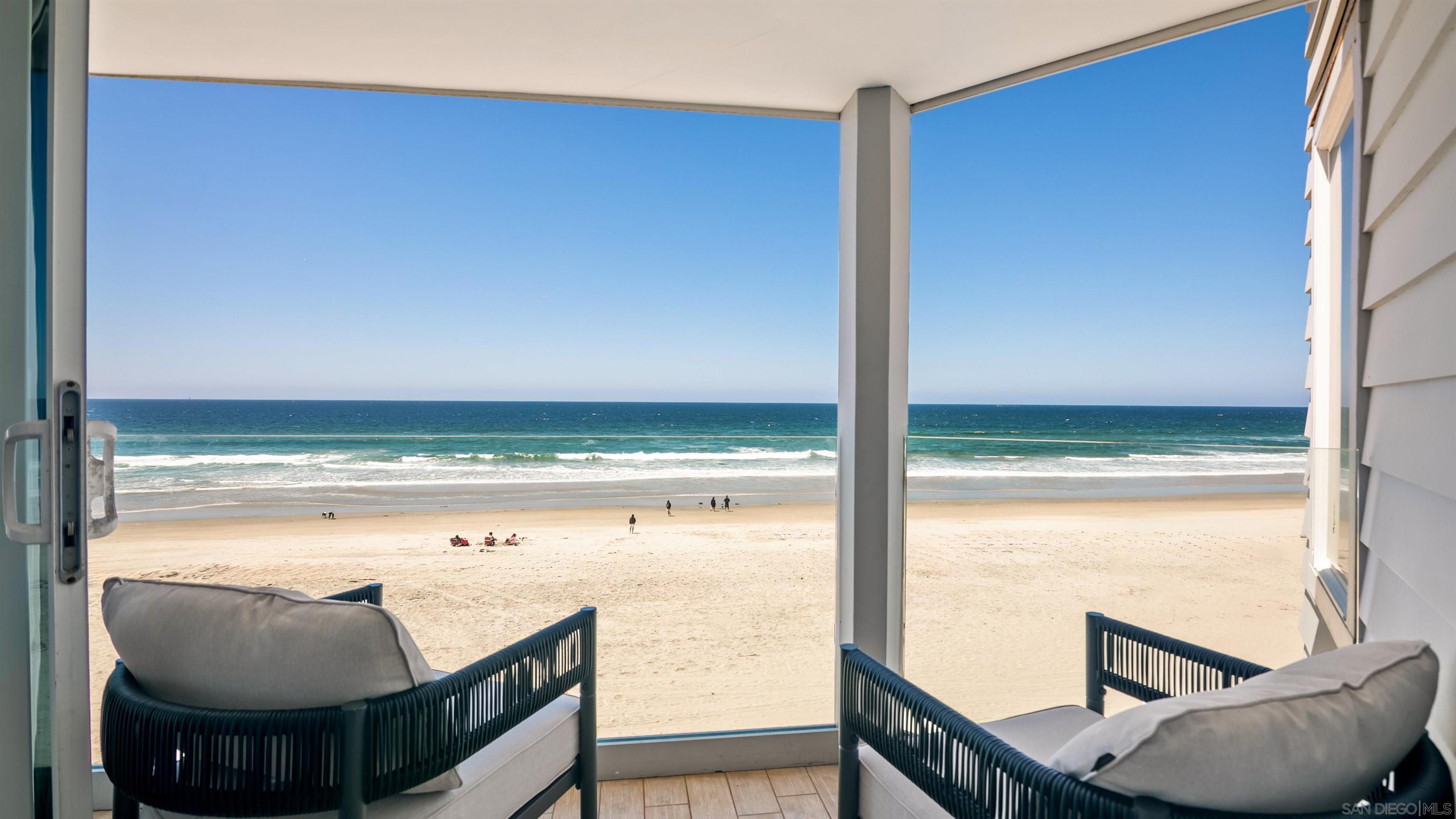 Detail Gallery Image 19 of 38 For 3285  Ocean Front Walk  3, San Diego,  CA 92109 - 2 Beds | 2 Baths