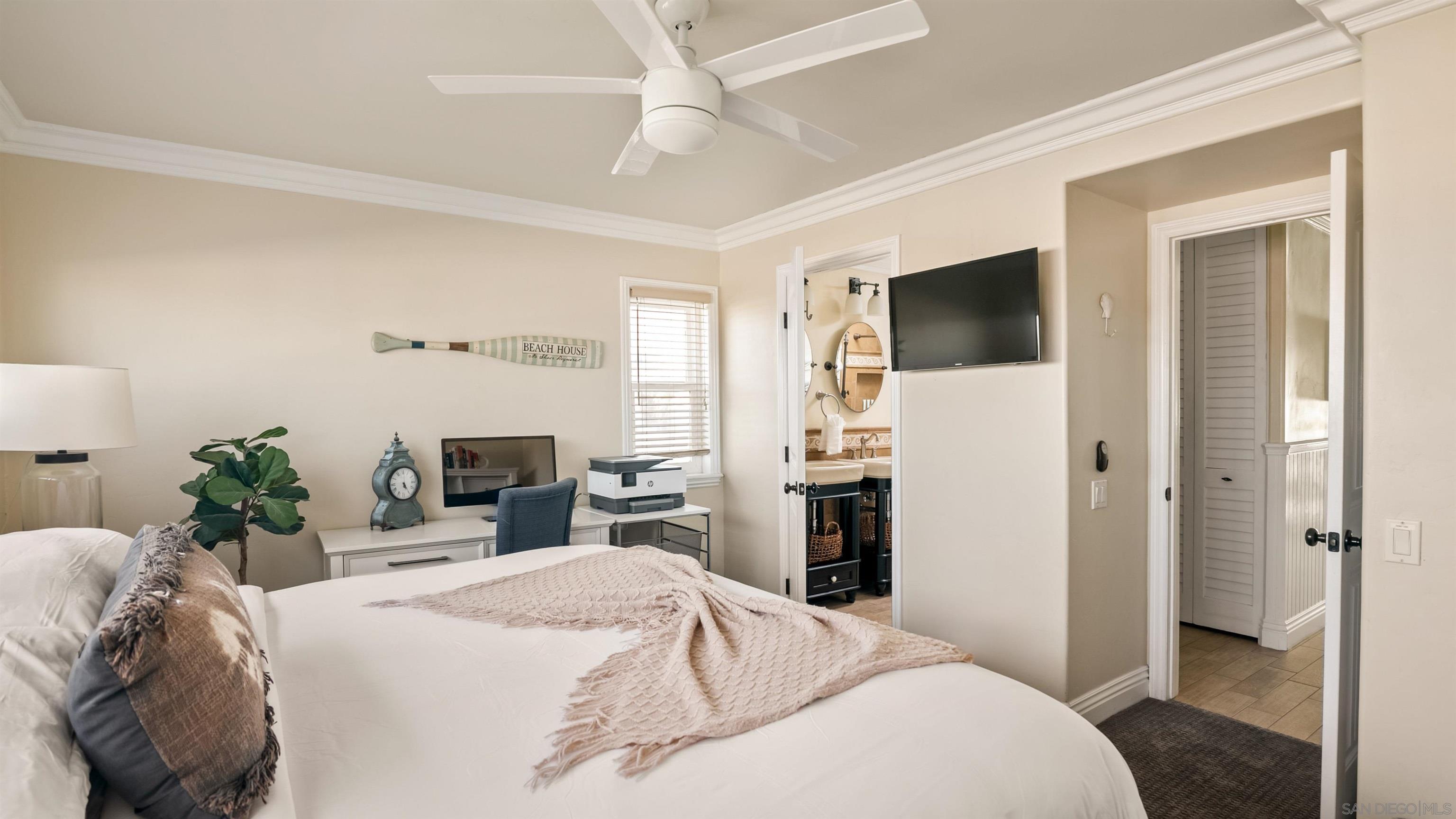 Detail Gallery Image 29 of 38 For 3285  Ocean Front Walk  3, San Diego,  CA 92109 - 2 Beds | 2 Baths