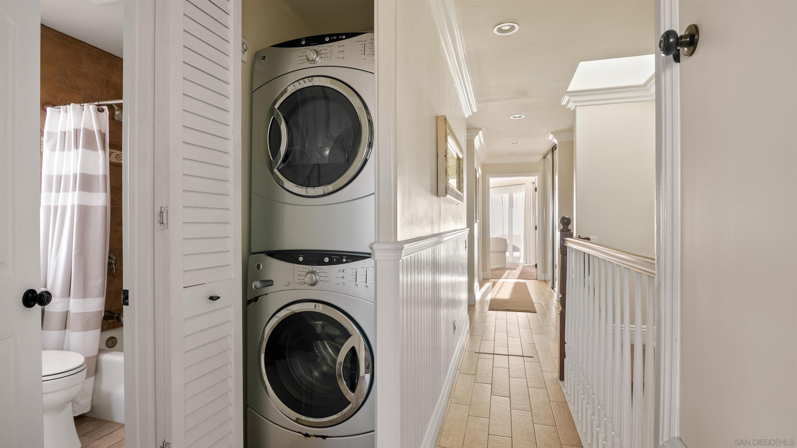 Detail Gallery Image 30 of 38 For 3285  Ocean Front Walk  3, San Diego,  CA 92109 - 2 Beds | 2 Baths