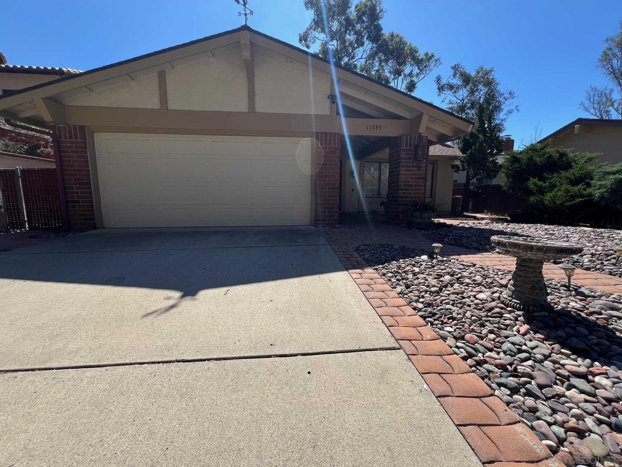 Detail Gallery Image 2 of 37 For 11787  La Colina Road, San Diego,  CA 92131 - 4 Beds | 2 Baths