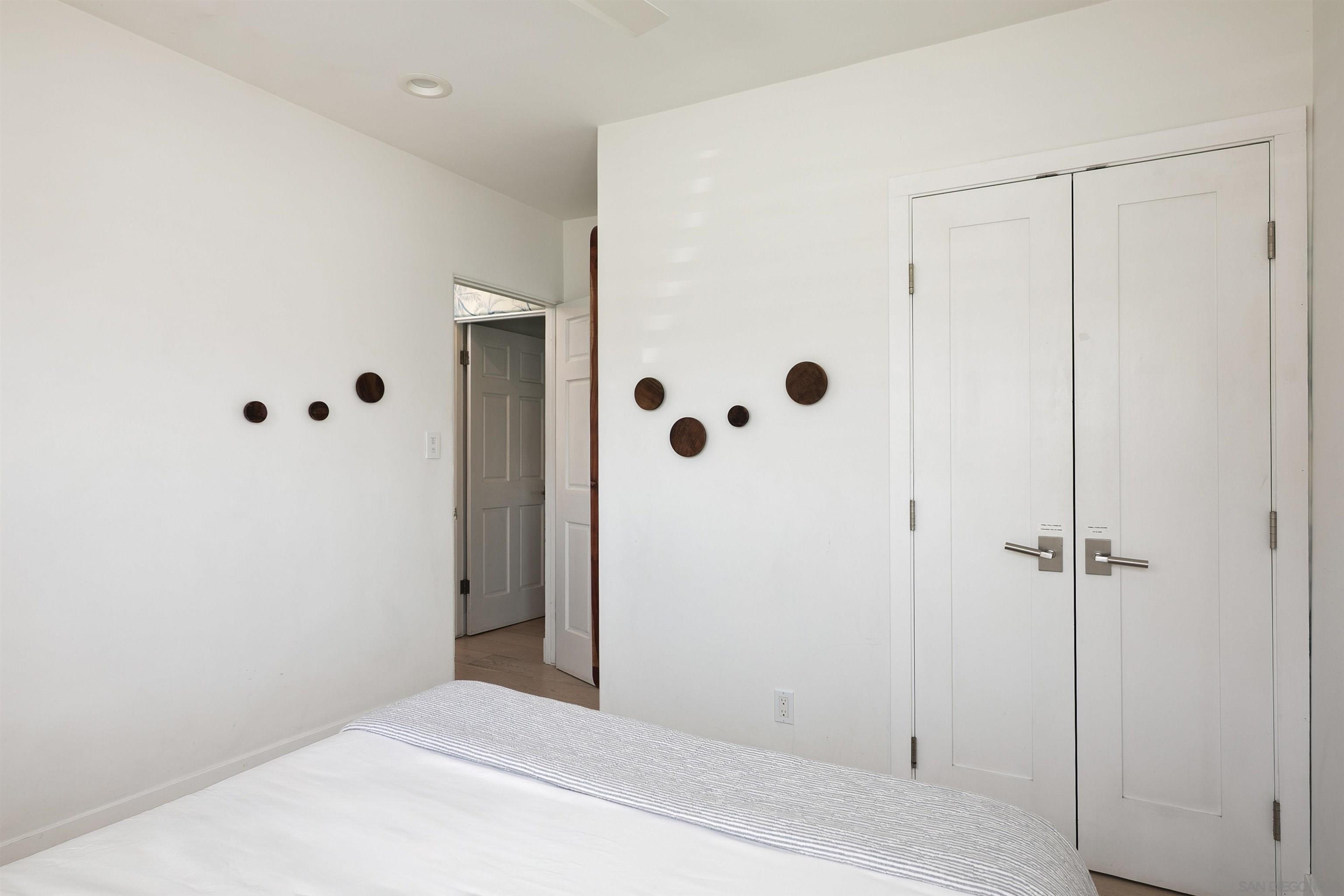 Detail Gallery Image 21 of 35 For 805  Brighton Court, San Diego,  CA 92109 - 3 Beds | 2 Baths