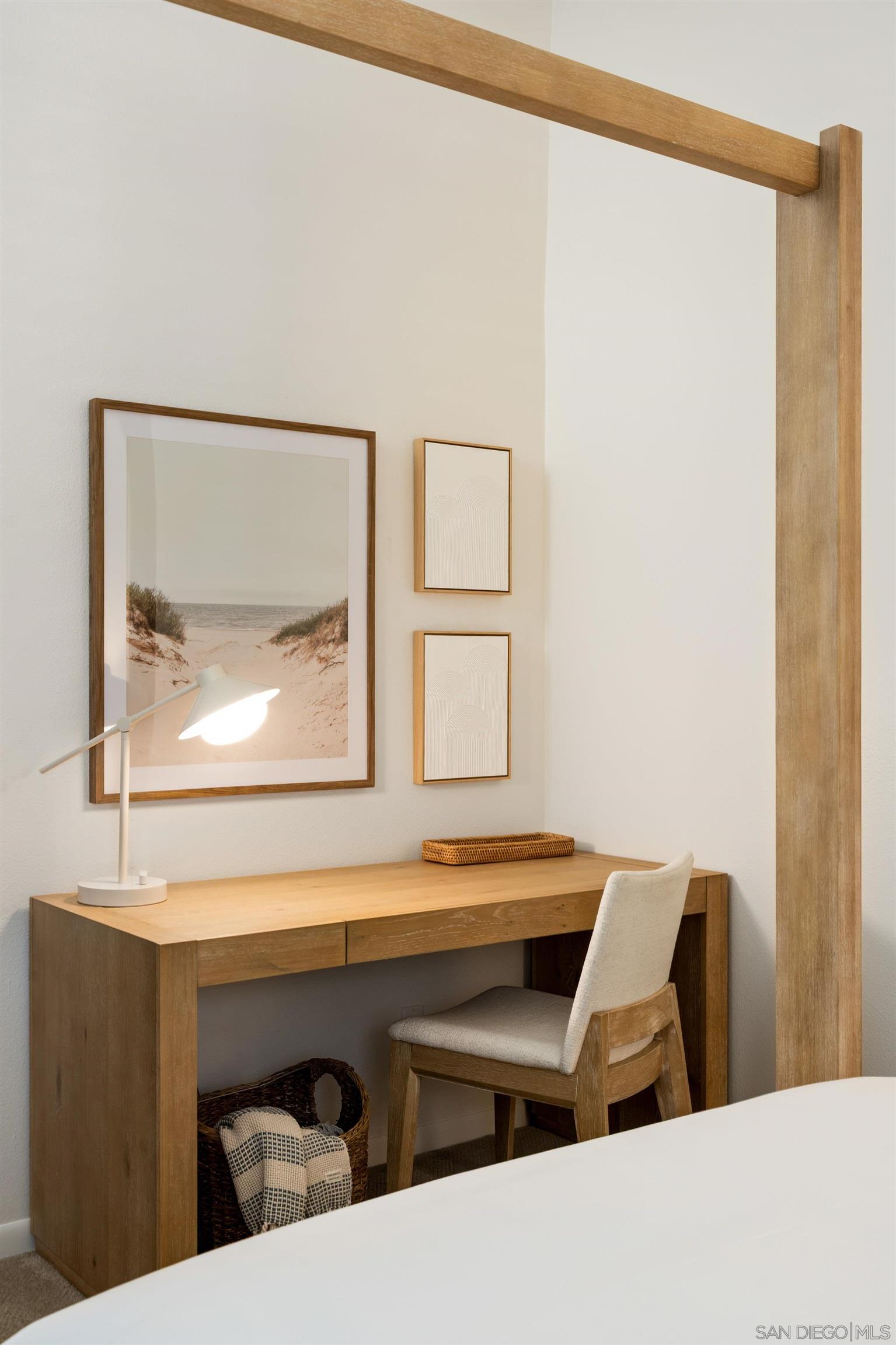 Detail Gallery Image 16 of 29 For 3854  Crestone Place, San Diego,  CA 92130 - 2 Beds | 2 Baths