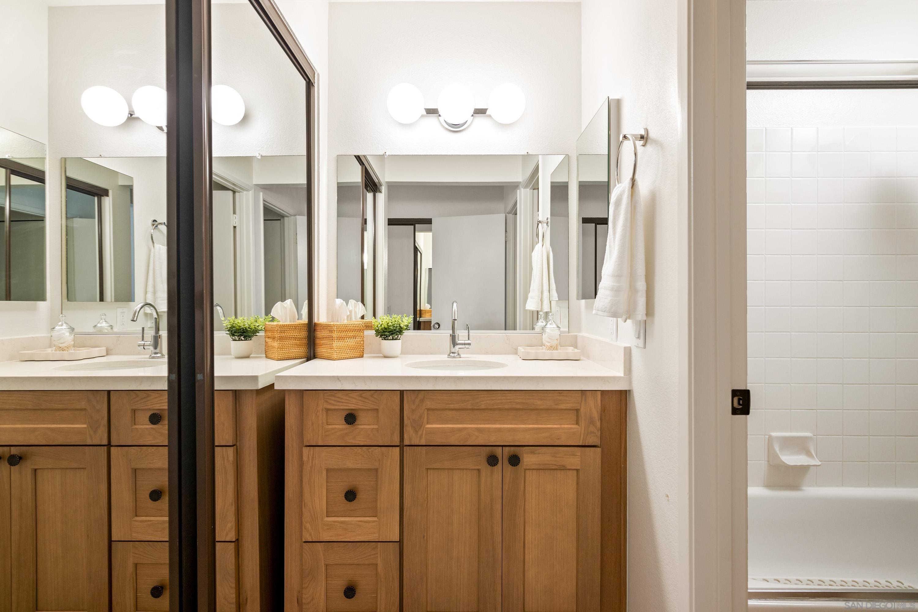 Detail Gallery Image 24 of 29 For 3854  Crestone Place, San Diego,  CA 92130 - 2 Beds | 2 Baths
