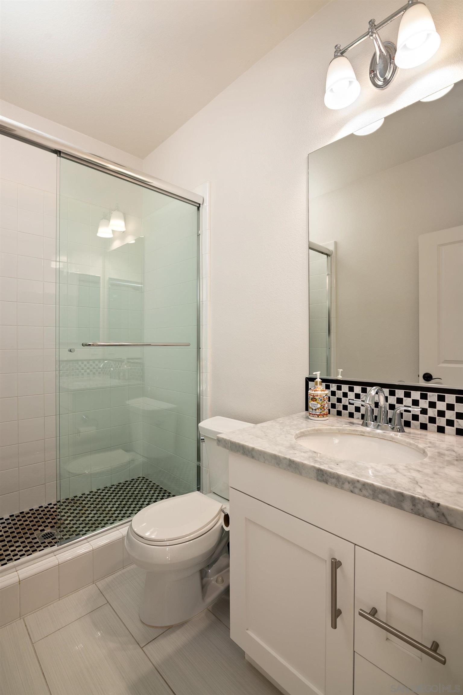 Detail Gallery Image 27 of 34 For 809  Sandy Court, Encinitas,  CA 92024 - 4 Beds | 3/1 Baths