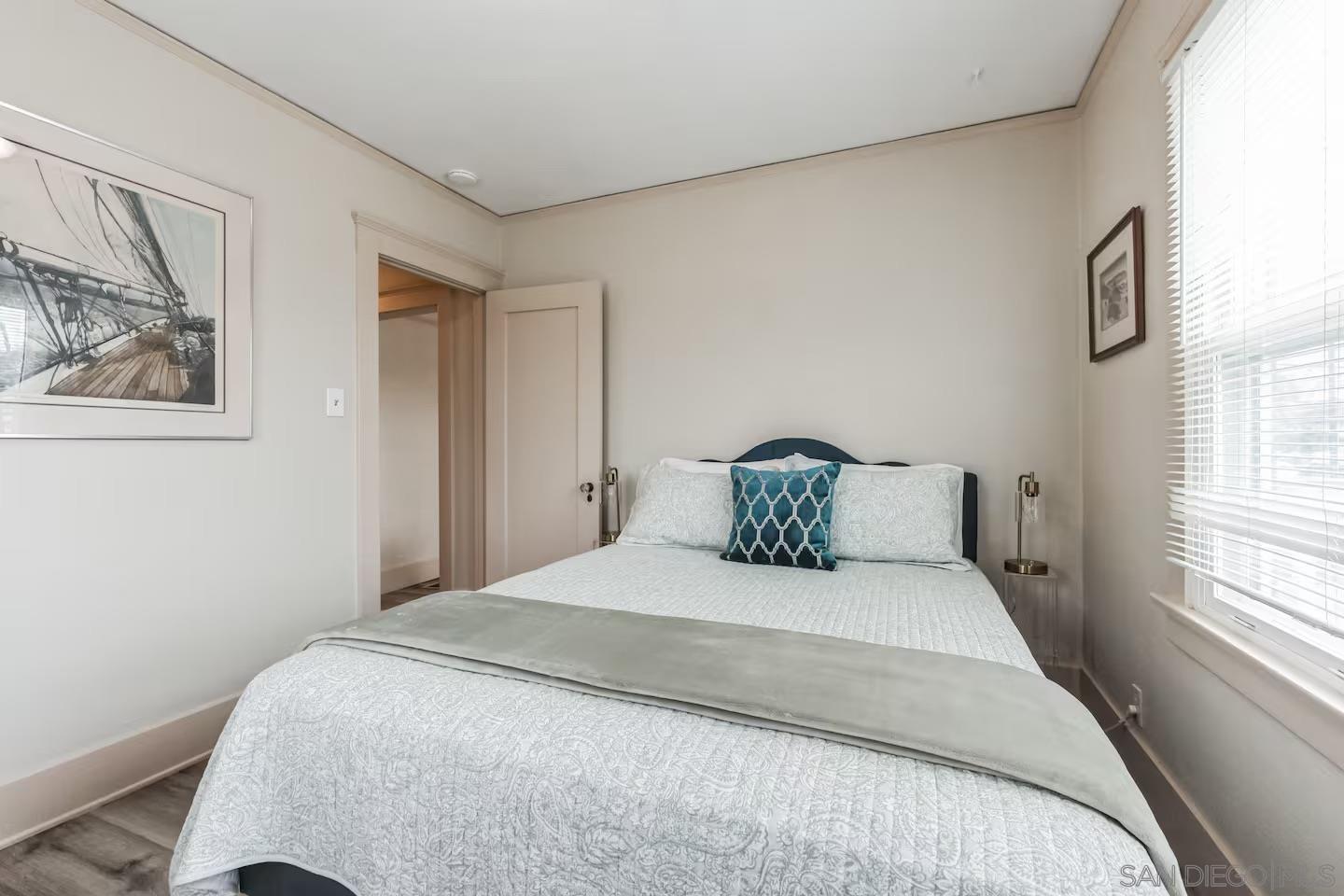 Detail Gallery Image 10 of 21 For 2147  Guizot, San Diego,  CA 92107 - 2 Beds | 1 Baths