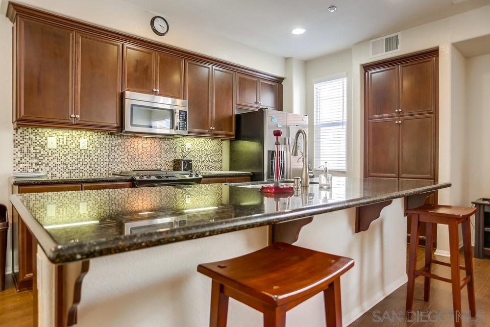 Detail Gallery Image 2 of 23 For 2623  Rawhide Ln, San Marcos,  CA 92078 - 3 Beds | 2/1 Baths