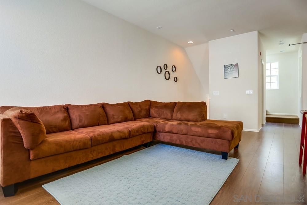 Detail Gallery Image 11 of 23 For 2623  Rawhide Ln, San Marcos,  CA 92078 - 3 Beds | 2/1 Baths